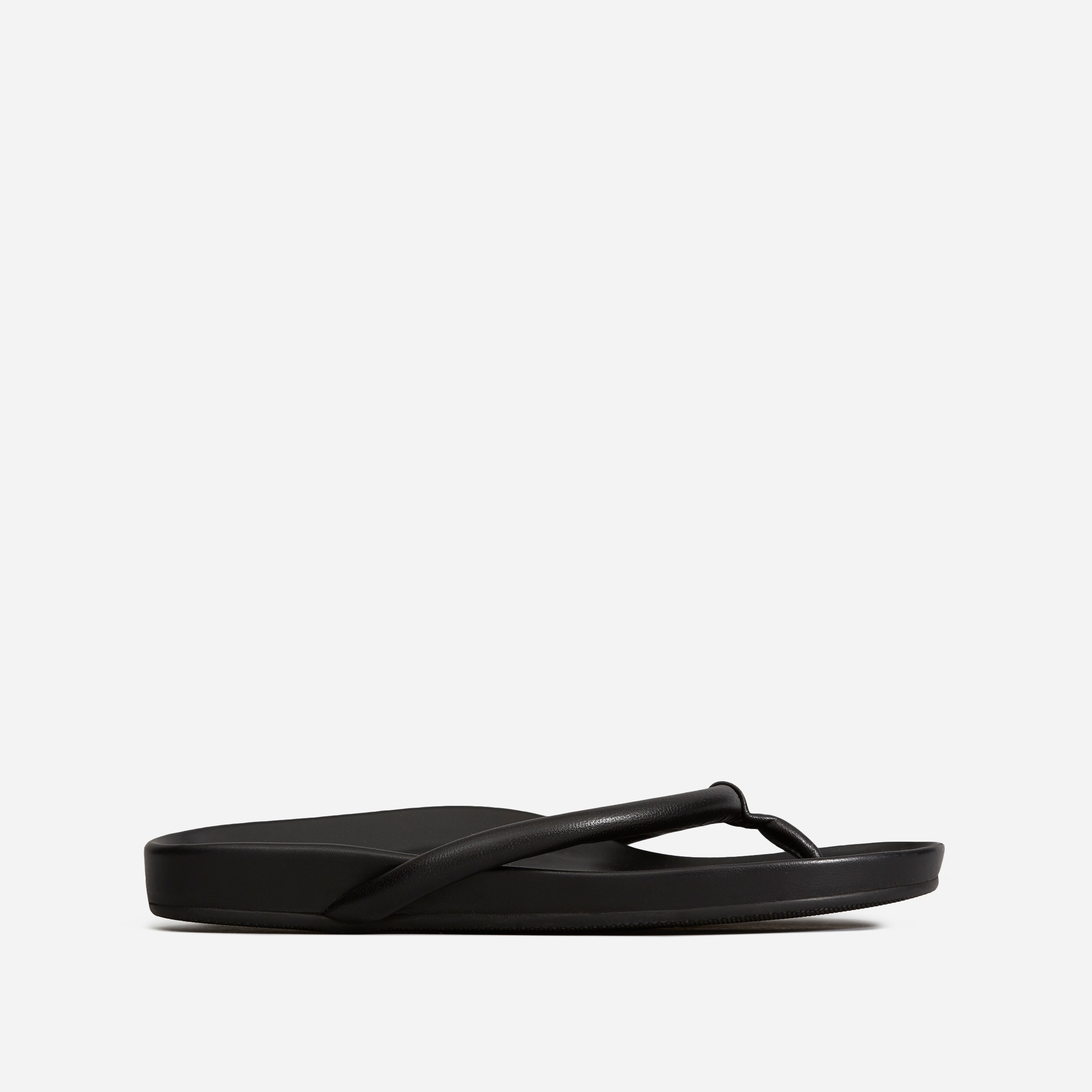 The Form Thong Sandal Black Everlane