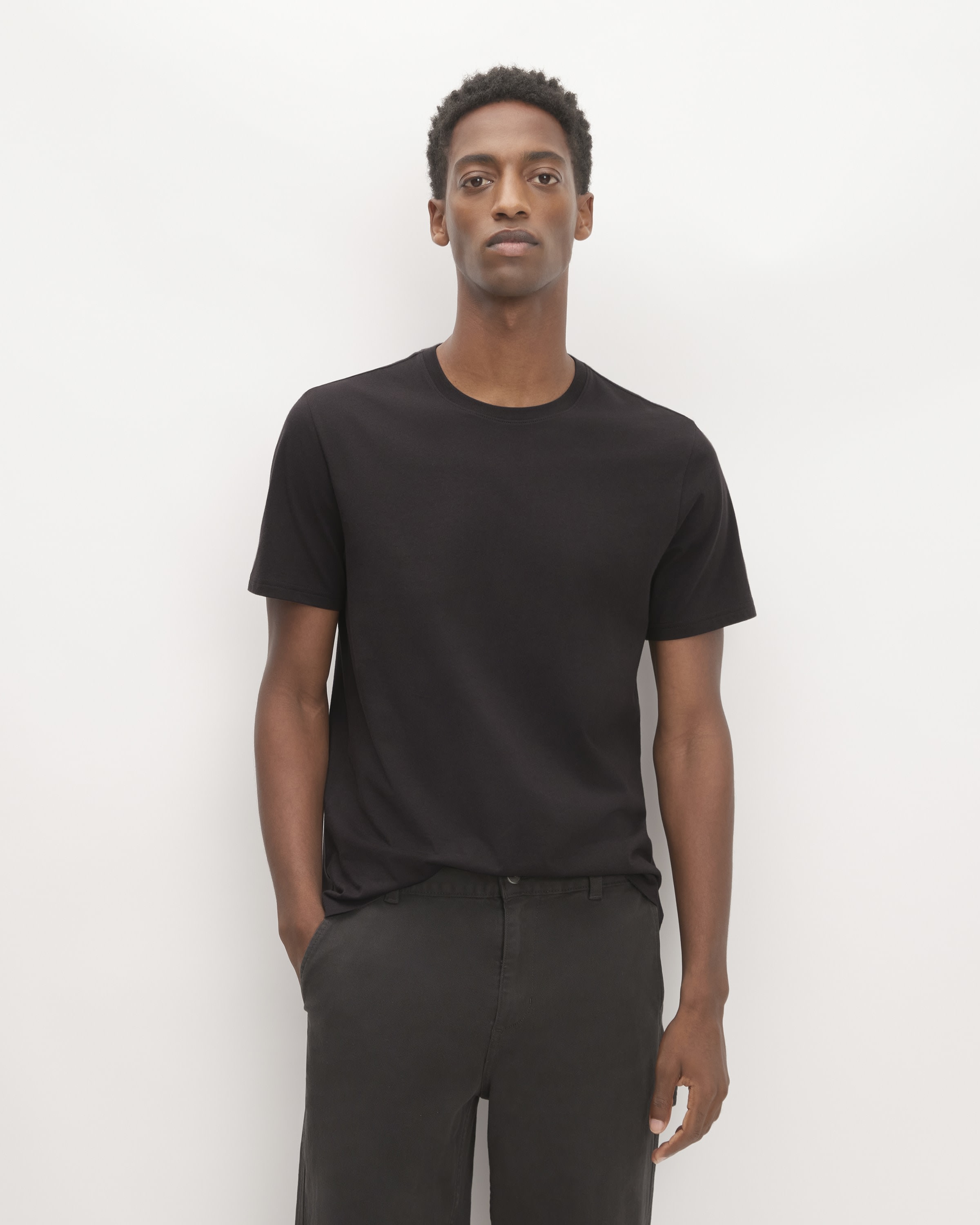 The Essential Organic Crew | Uniform Vintage Black – Everlane