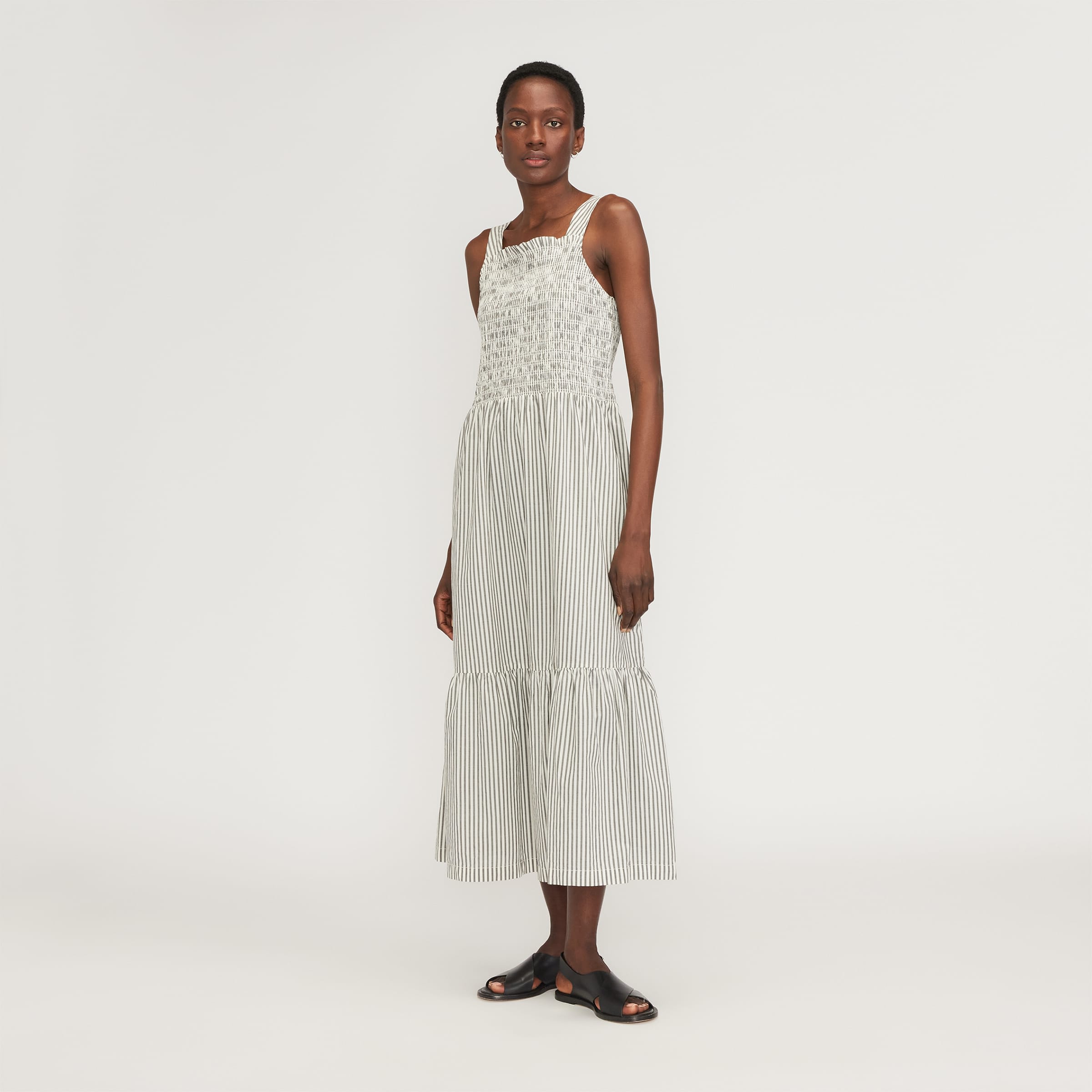 The Smock Dress Black / Bone – Everlane