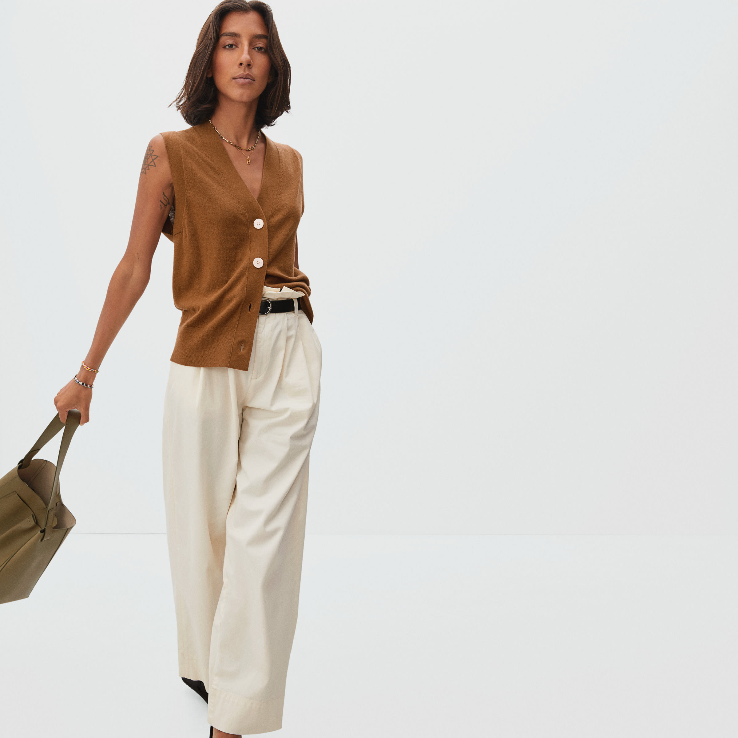 The CottonMerino Sweater Vest Dark Camel Everlane