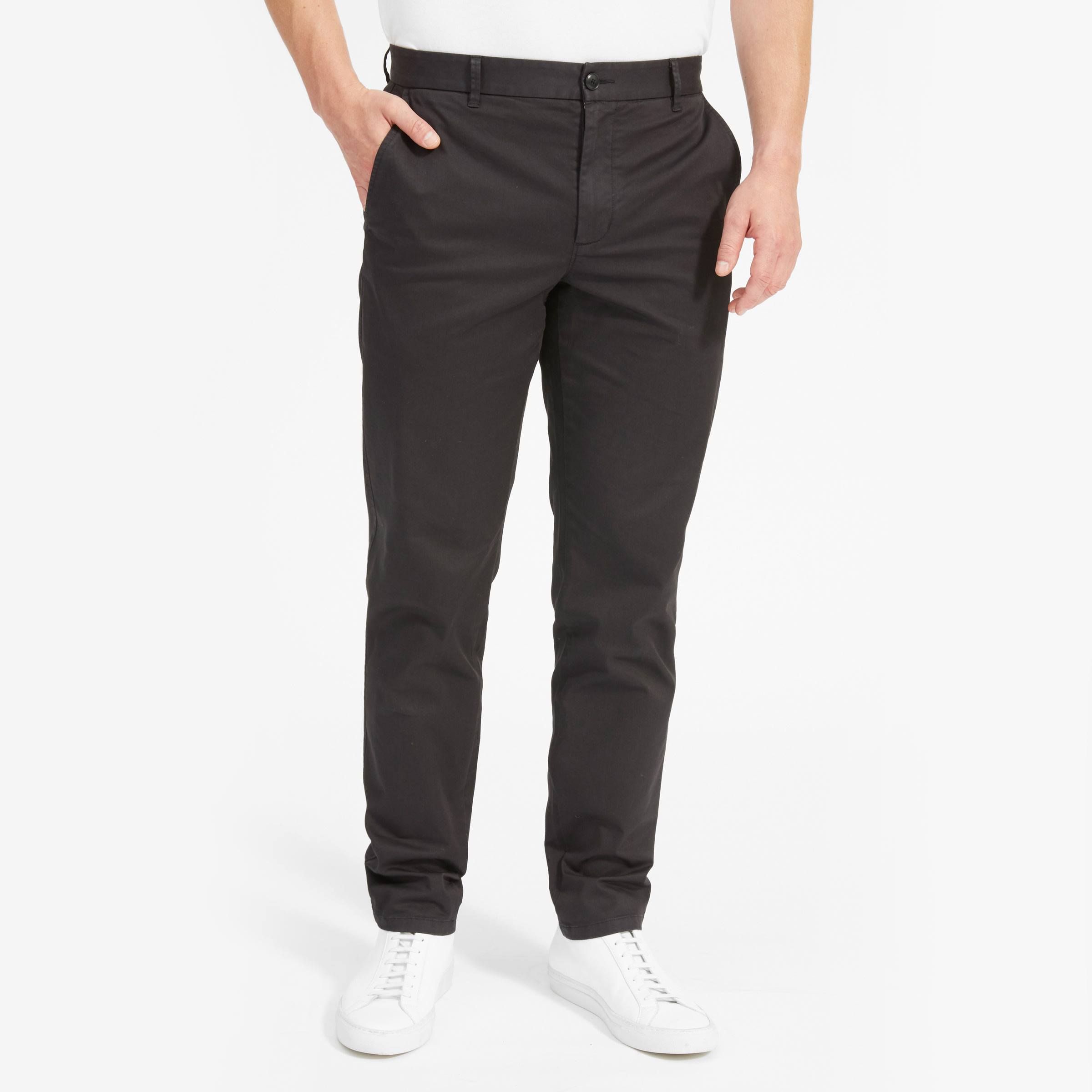 The Midweight Athletic Chino Washed Black – Everlane