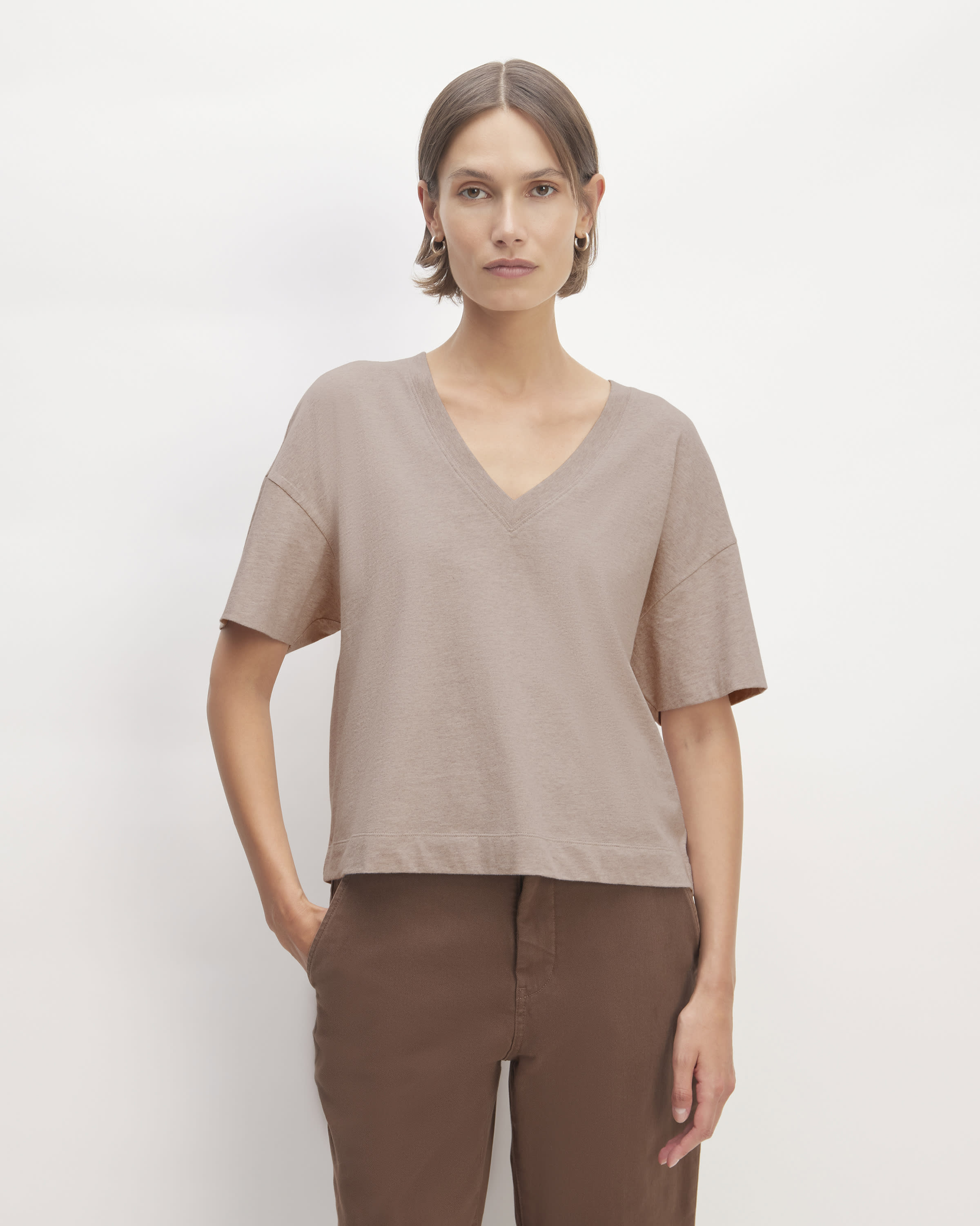 The Organic Cotton Slouchy V-Neck Burnt Sugar – Everlane
