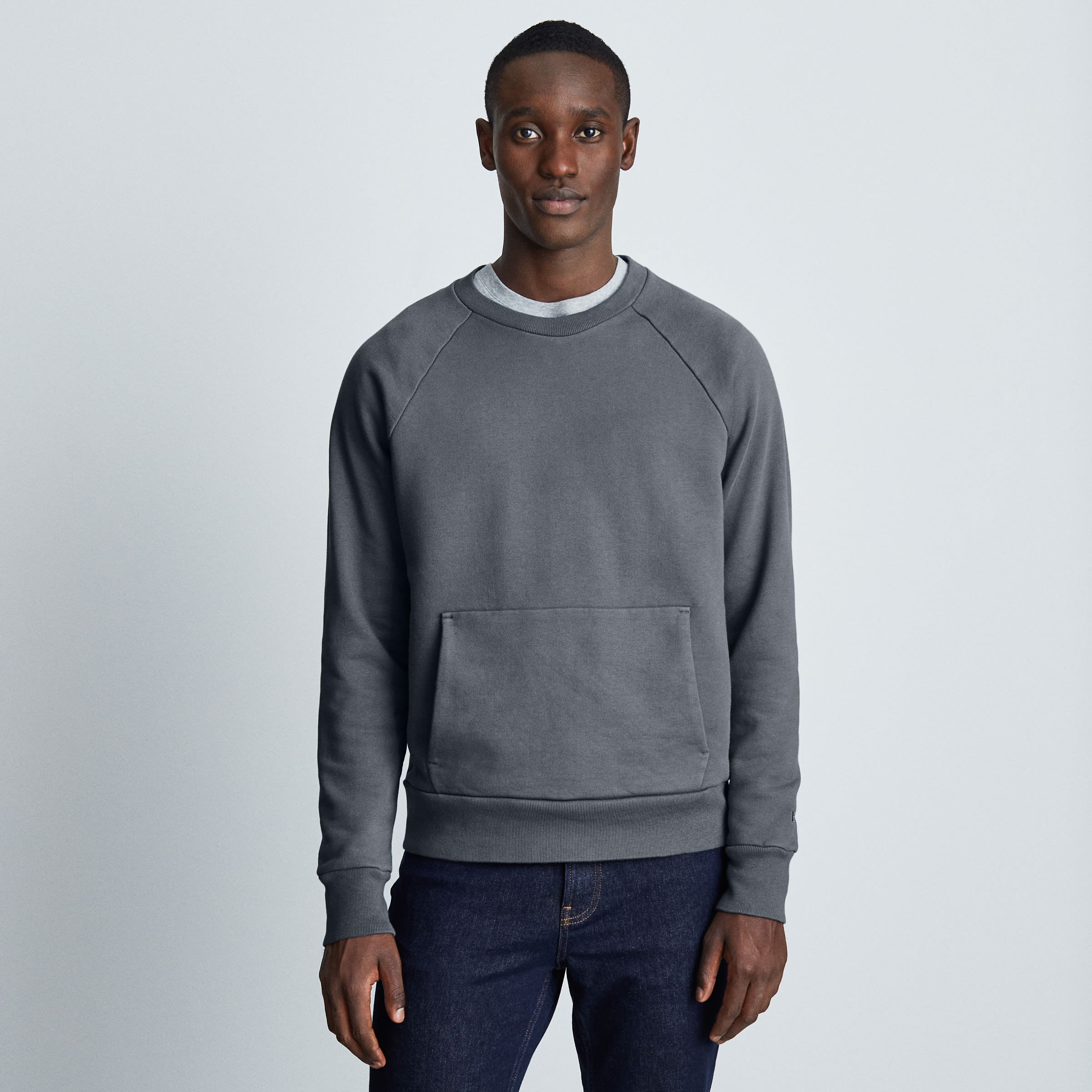 The Track Crewneck Slate – Everlane