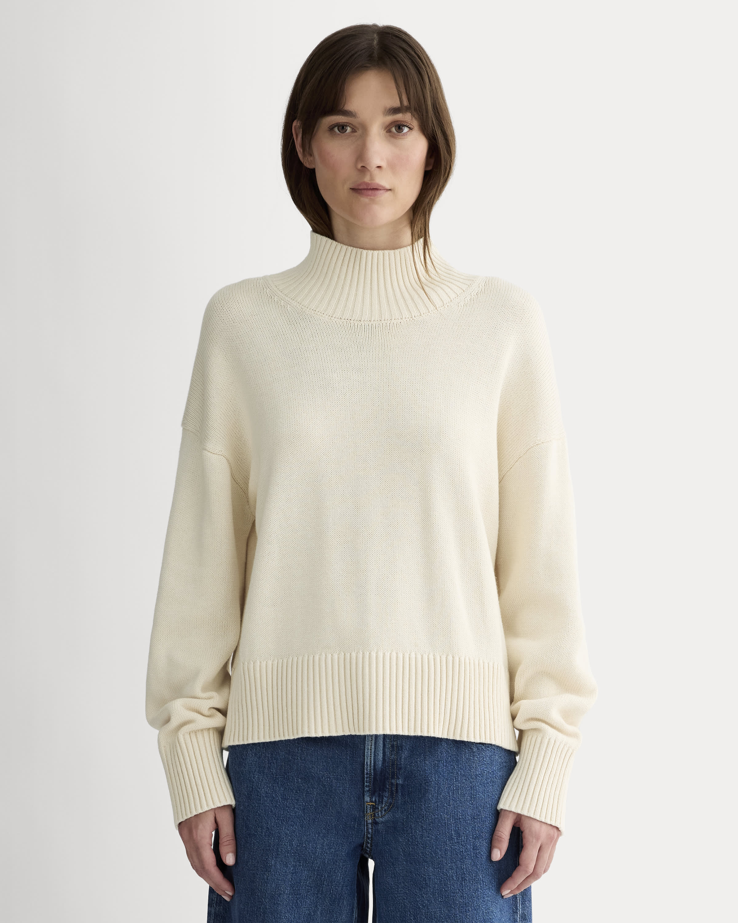 The Boxy Turtleneck in Everyday Cotton Canvas – Everlane
