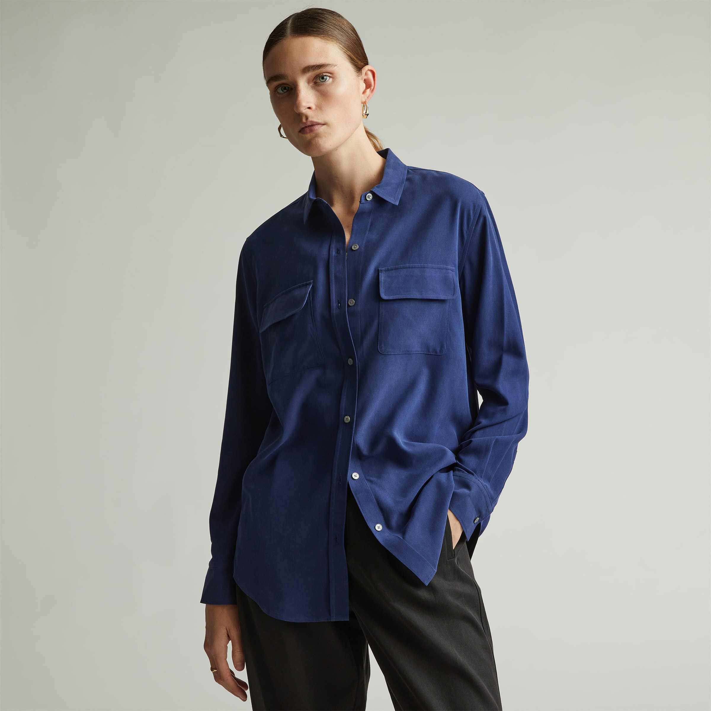 The Washable Silk Relaxed Shirt Ocean Cavern – Everlane