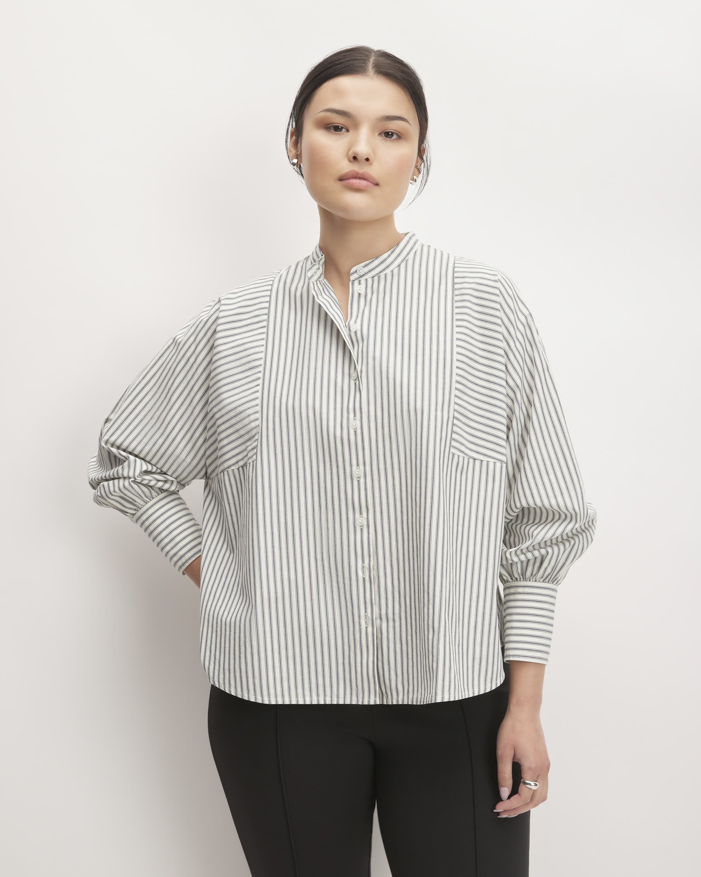 The Oversized Raglan Shirt Bone / Navy – Everlane