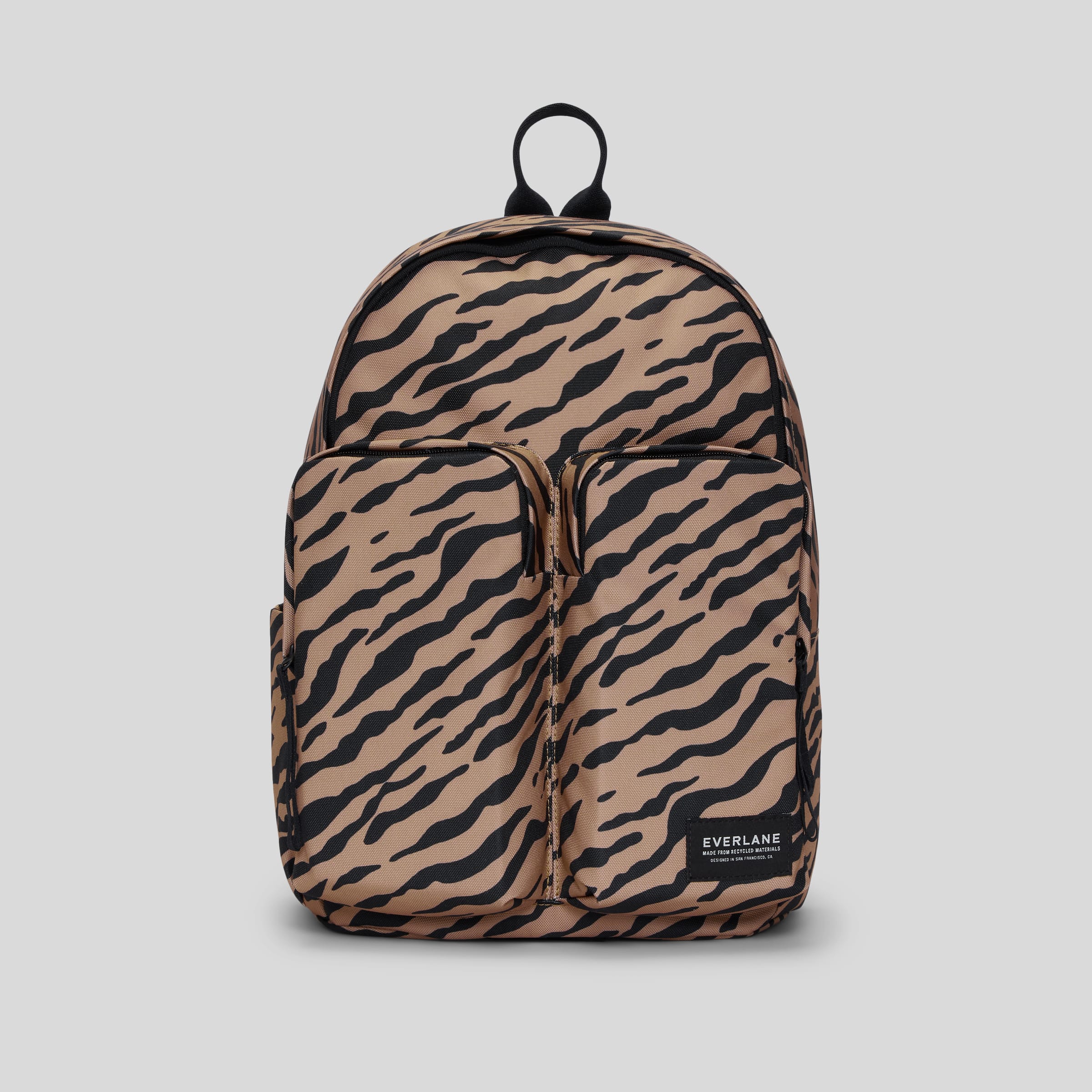 The ReNew Transit Utility Backpack Tiger Stripe Toasted Coconut – Everlane