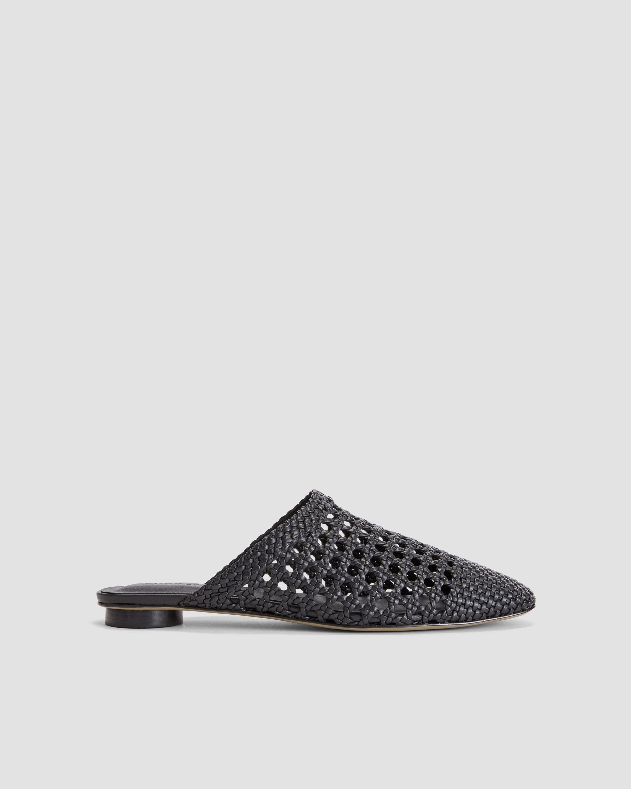 elva woven mule