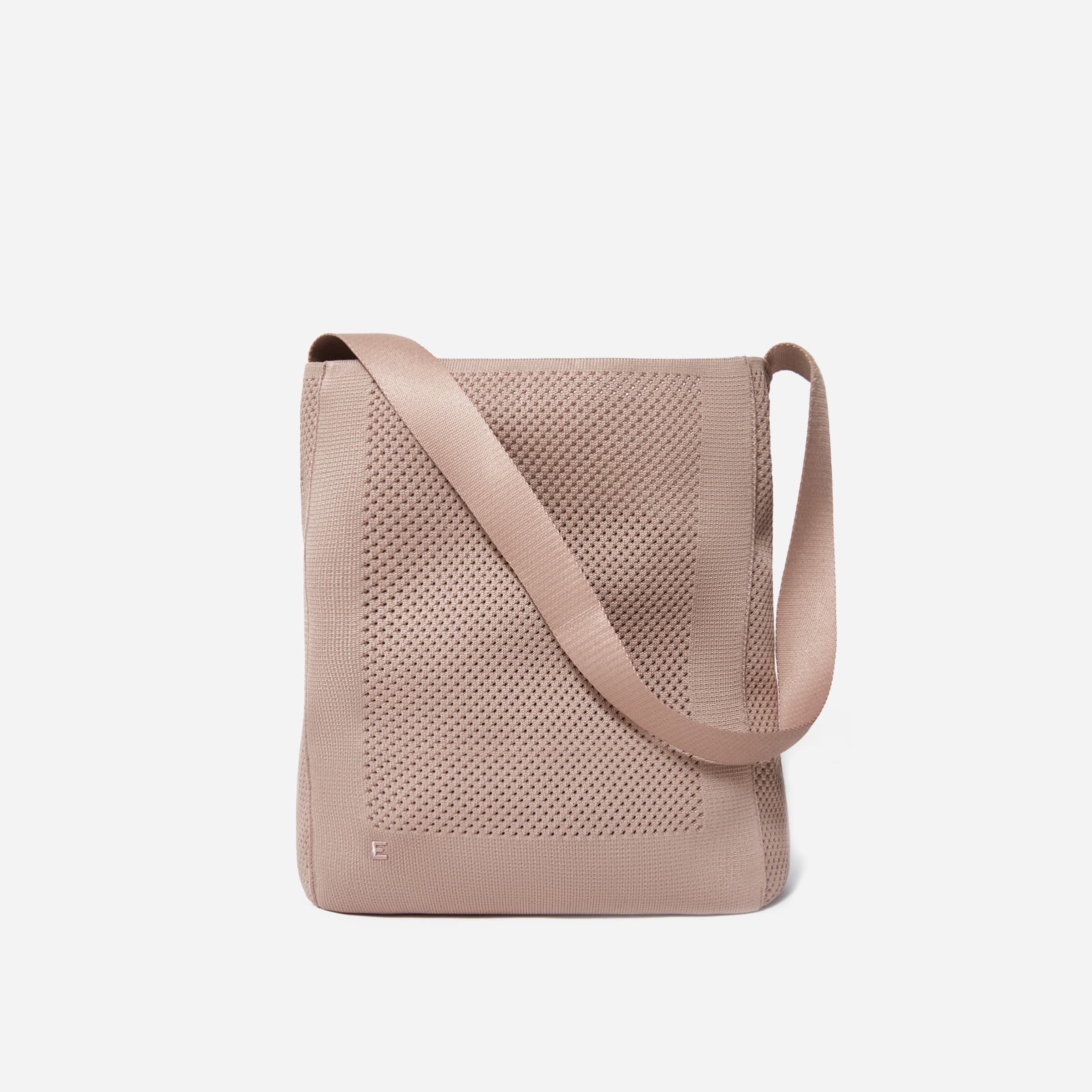Everlane Now Making a Computer Bag That Doesn't Look Like One