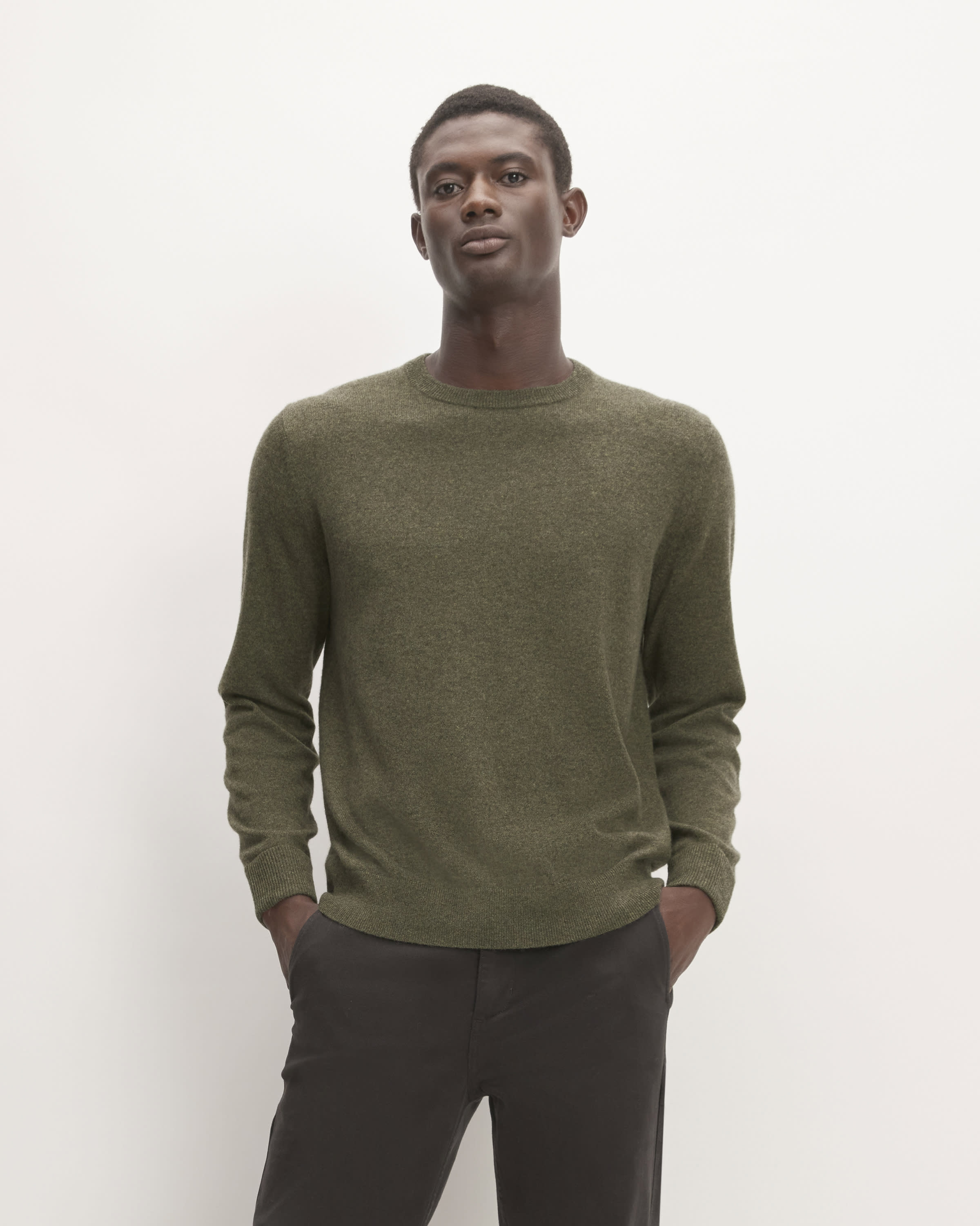 The Grade-A Cashmere Crew Heather Army Green – Everlane