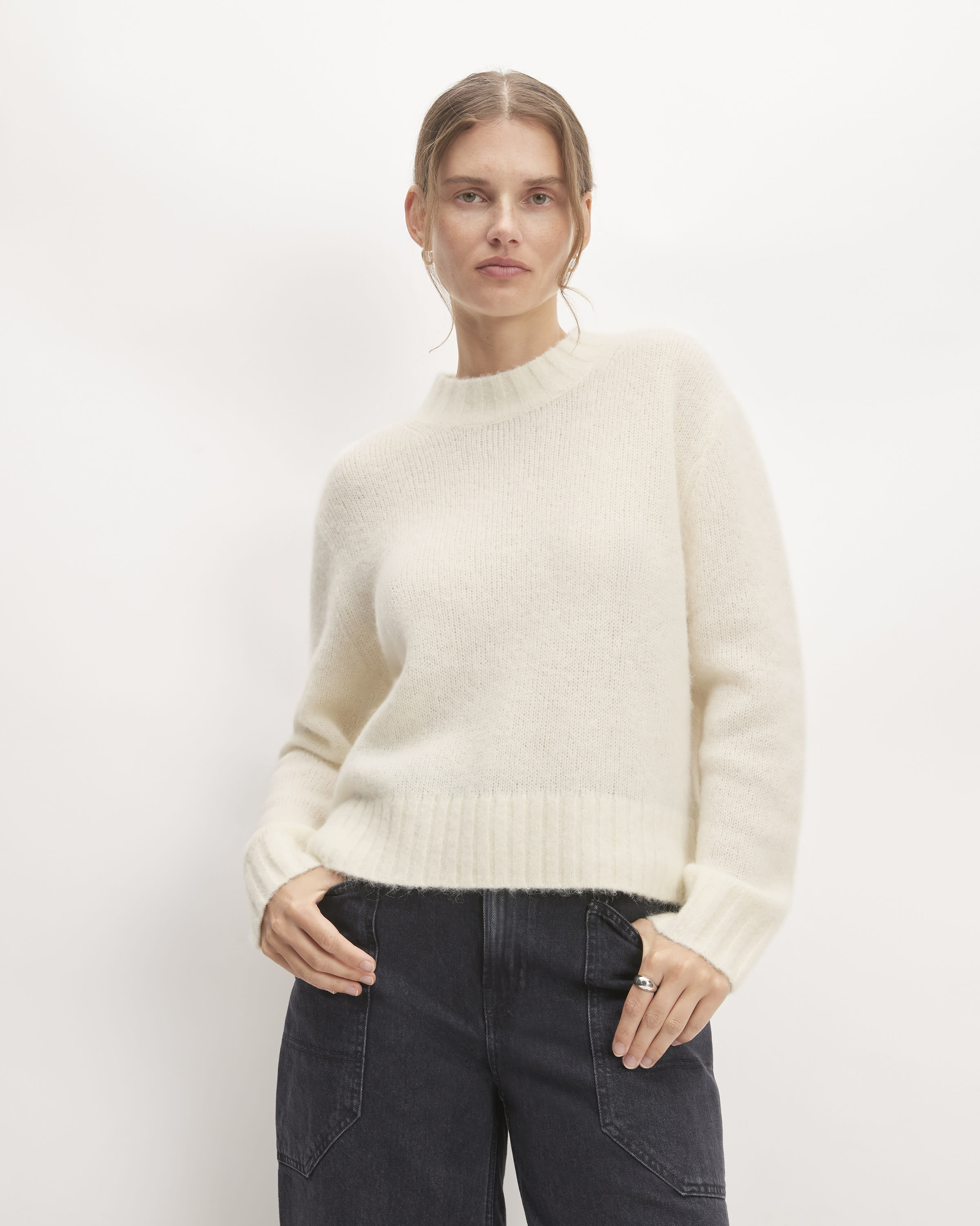 The Alpaca Cropped Crewneck Sweater Snow – Everlane