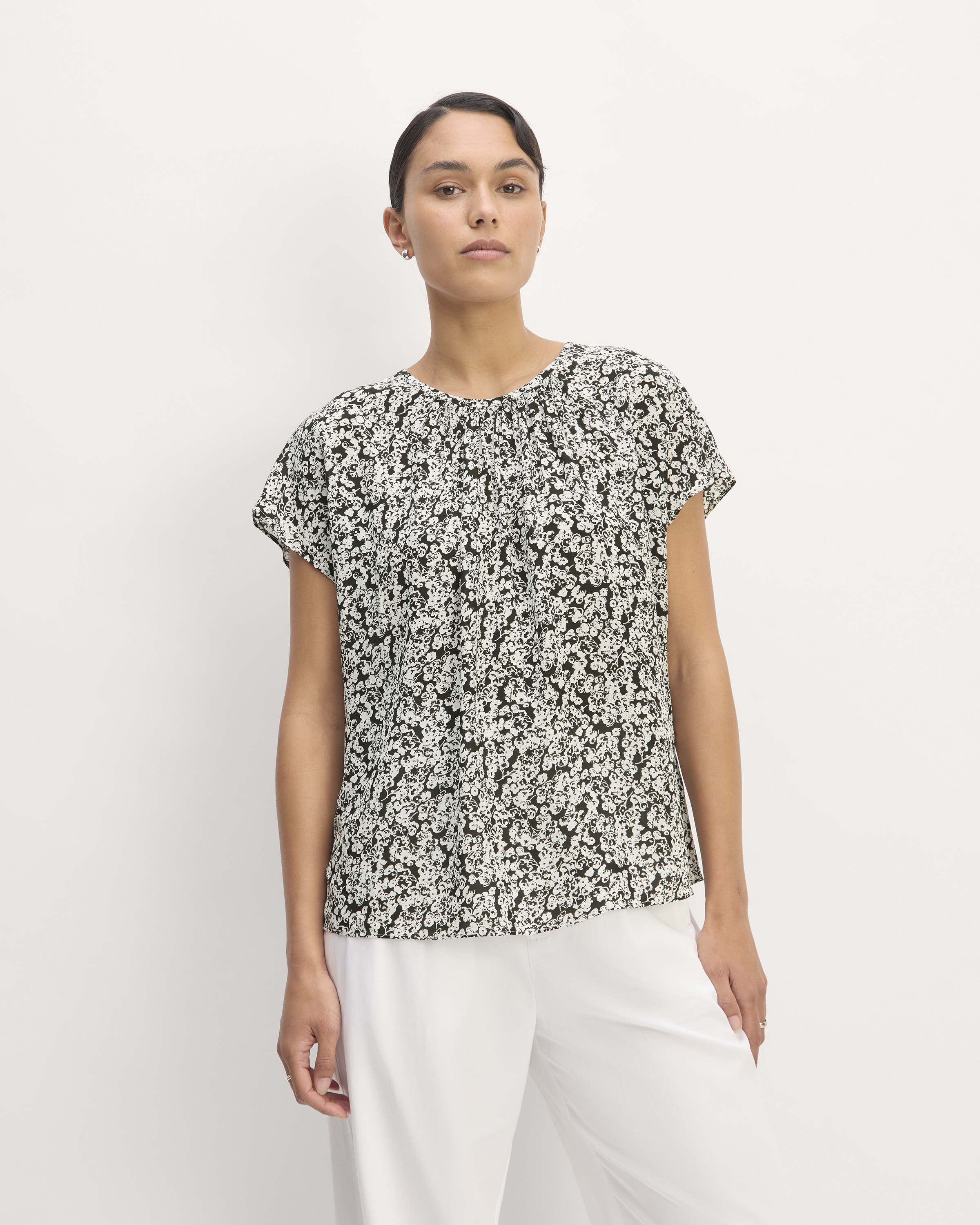 The Gathered Neck Top Black / Bone Mini Floral – Everlane