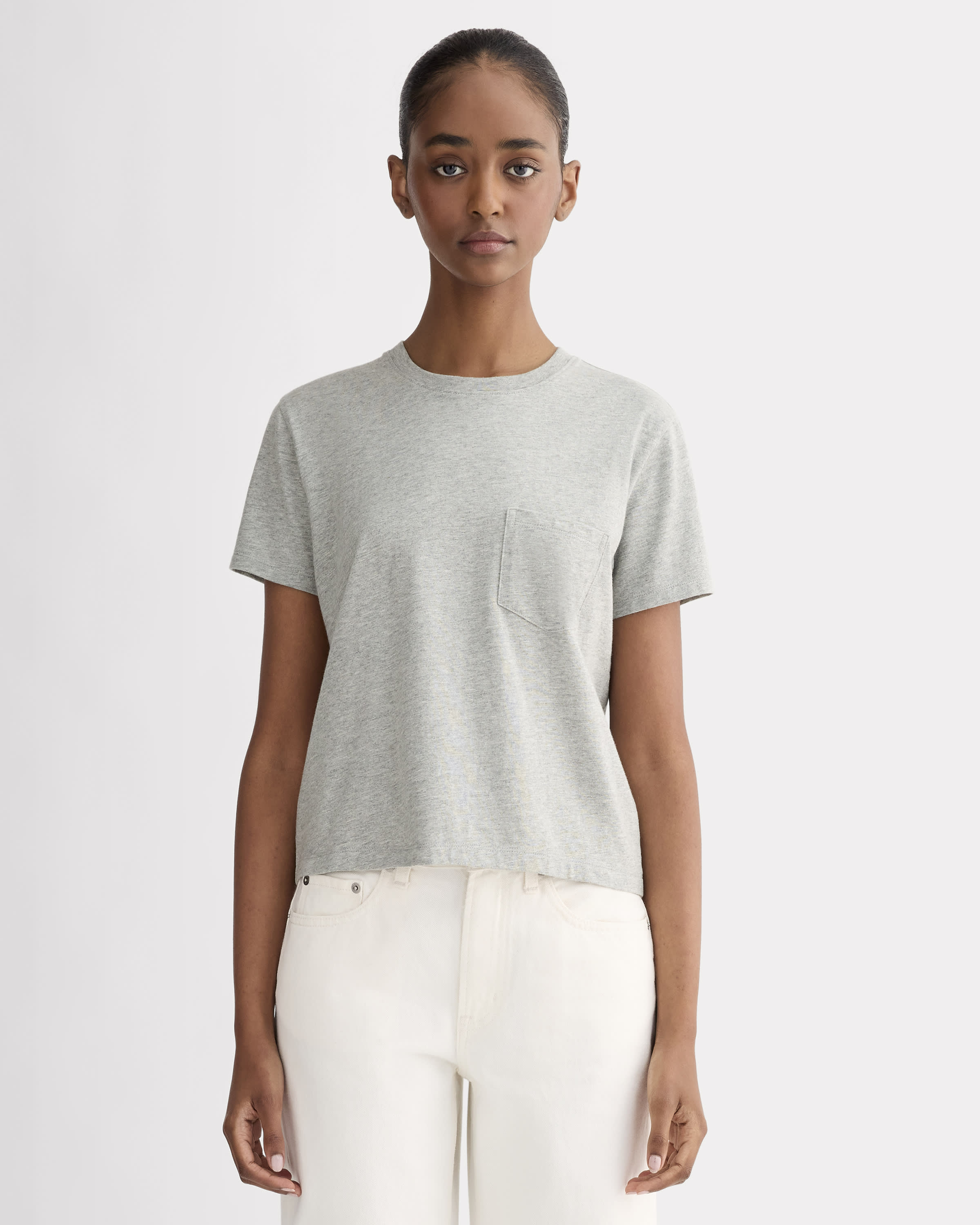 The Box-Cut Tee in Essential Cotton Heathered Grey – Everlane The Box-Cut Tee in Essential Cotton Heathered Grey – Everlane