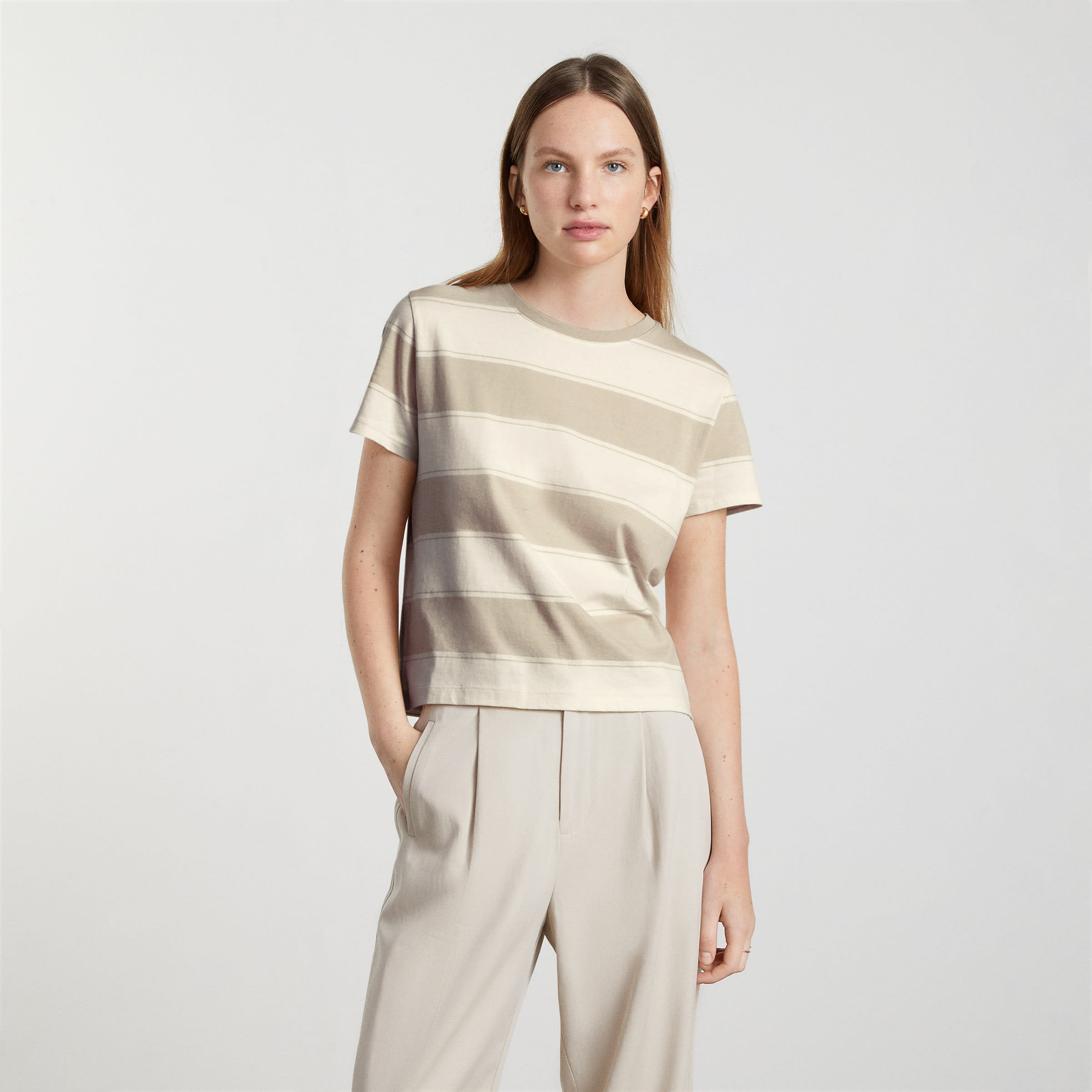 The Organic Cotton Box-Cut Tee Pale Khaki / Canvas Tan – Everlane