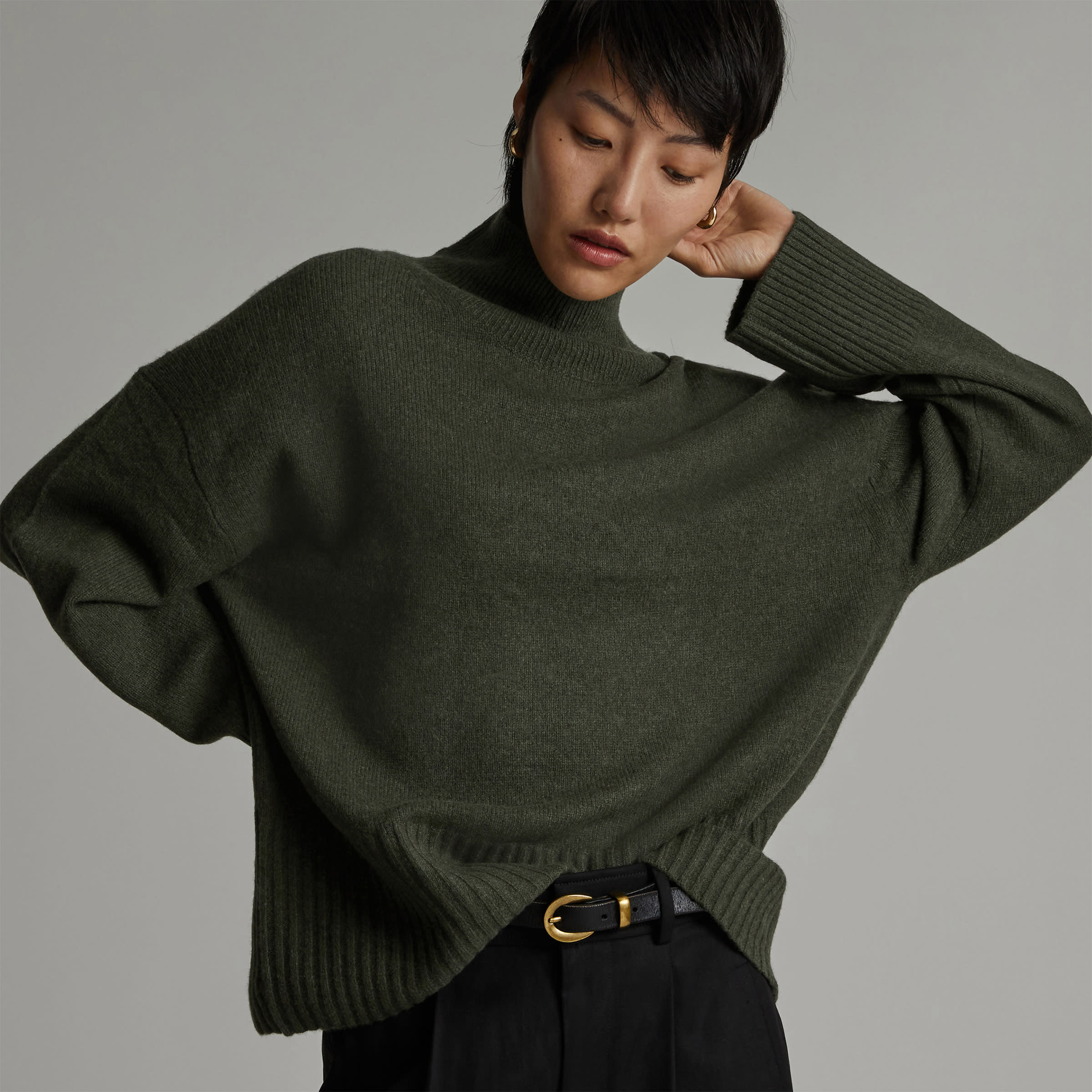 The Cashmere Oversized Turtleneck Kambaba – Everlane