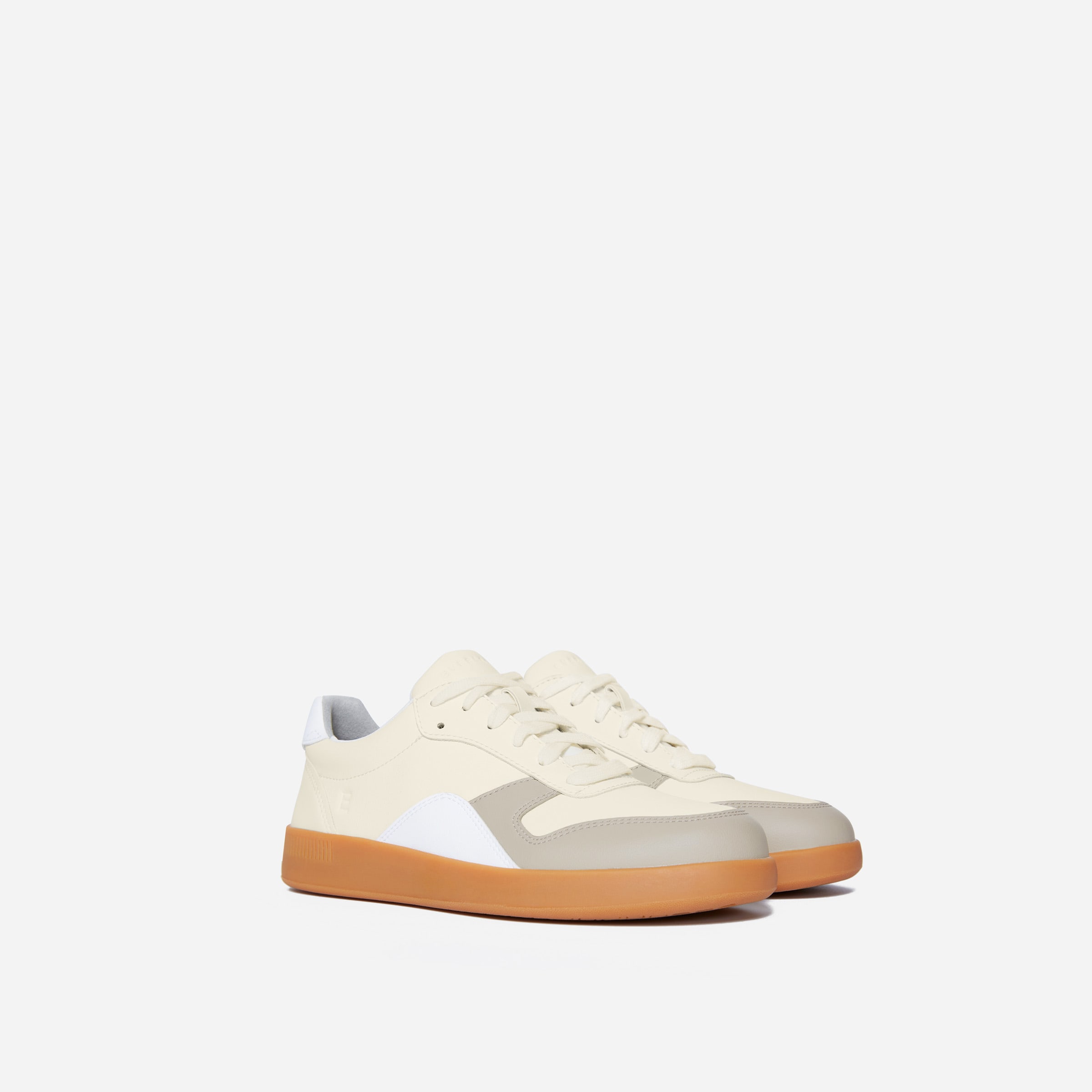 The ReLeather® Court Sneaker Off-White / Light Grey – Everlane