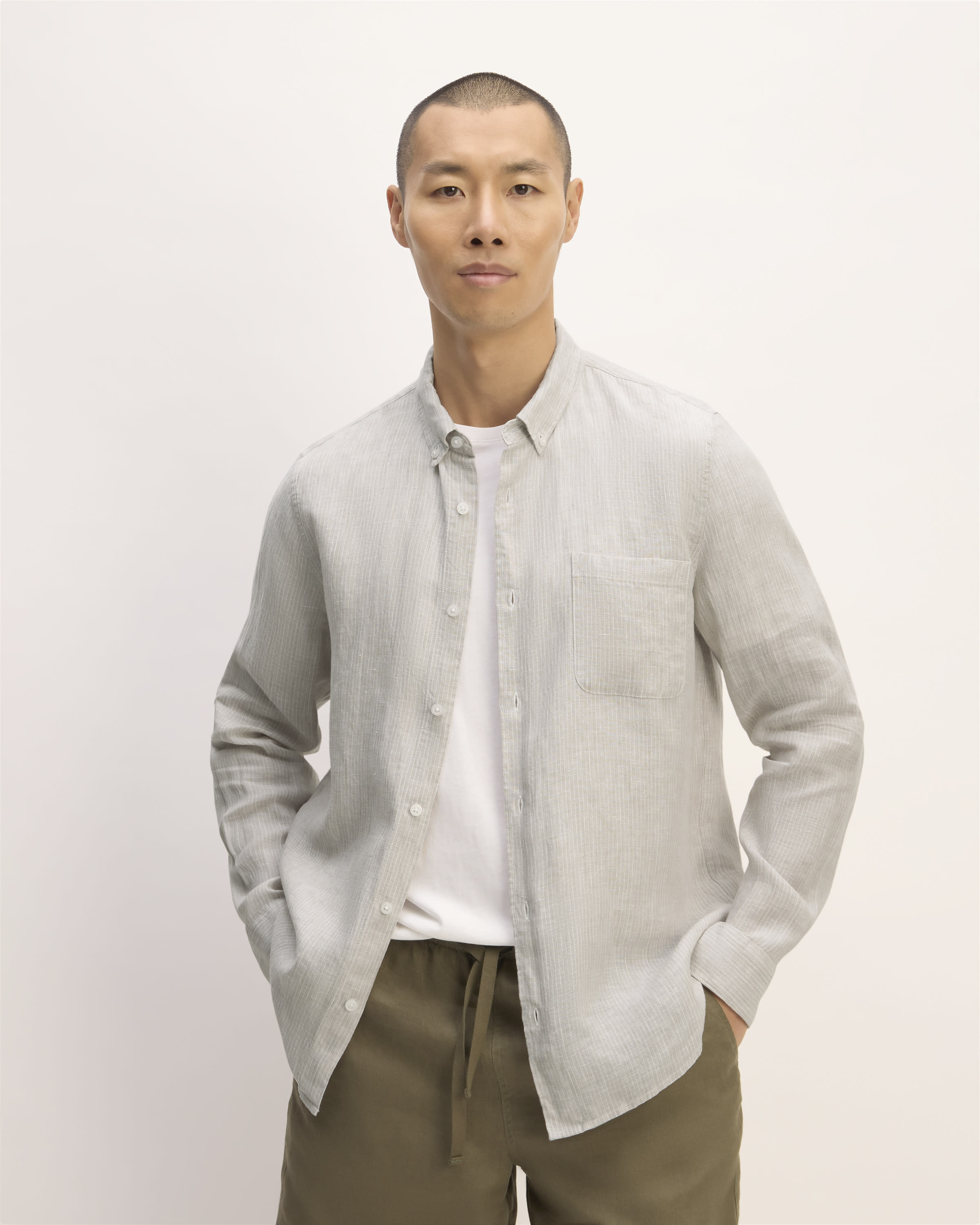 The Classic Shirt in Linen Stone / White – Everlane