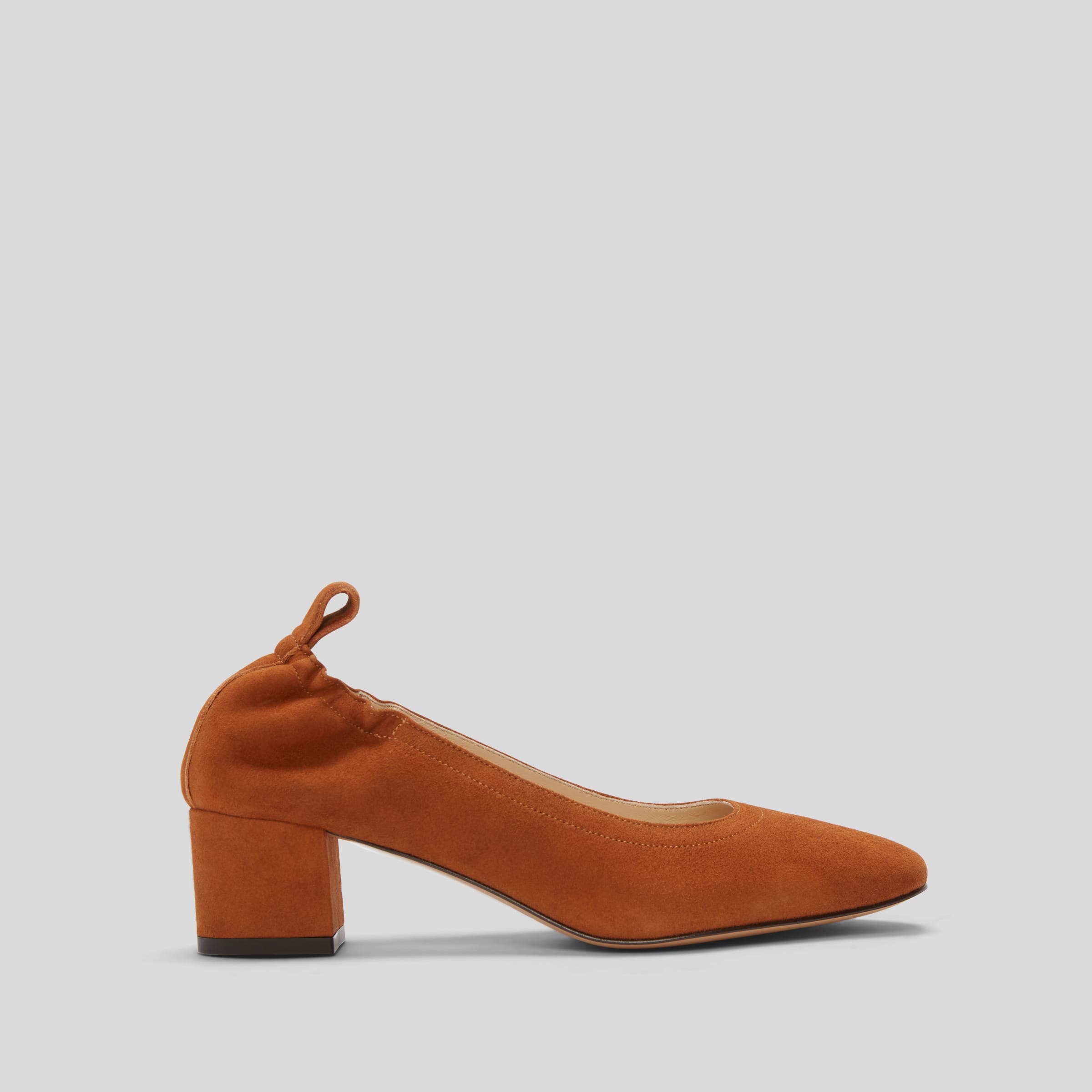 The Italian Leather Day Heel Almond Suede – Everlane