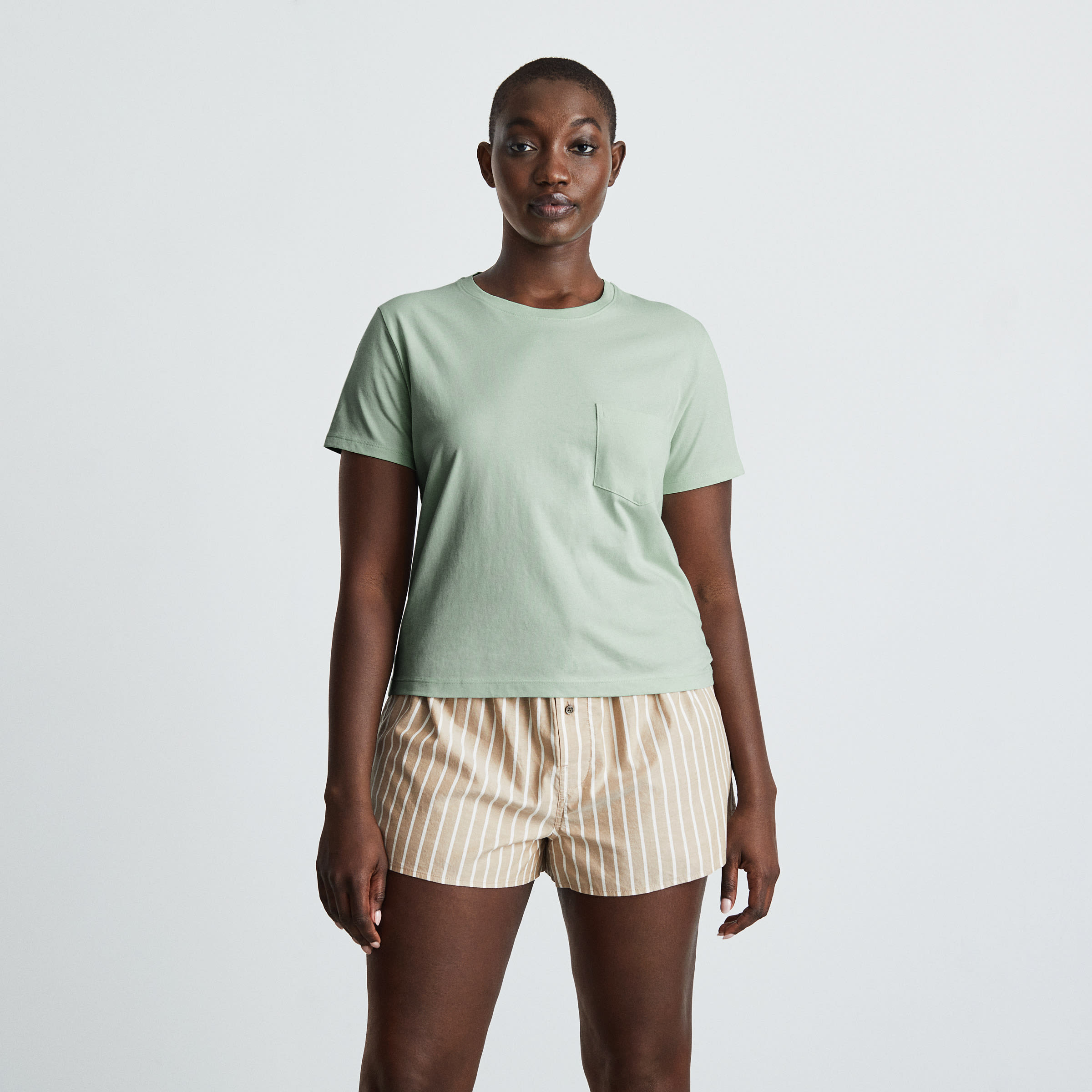 The Organic Cotton Box-Cut Pocket Tee Lily Green – Everlane