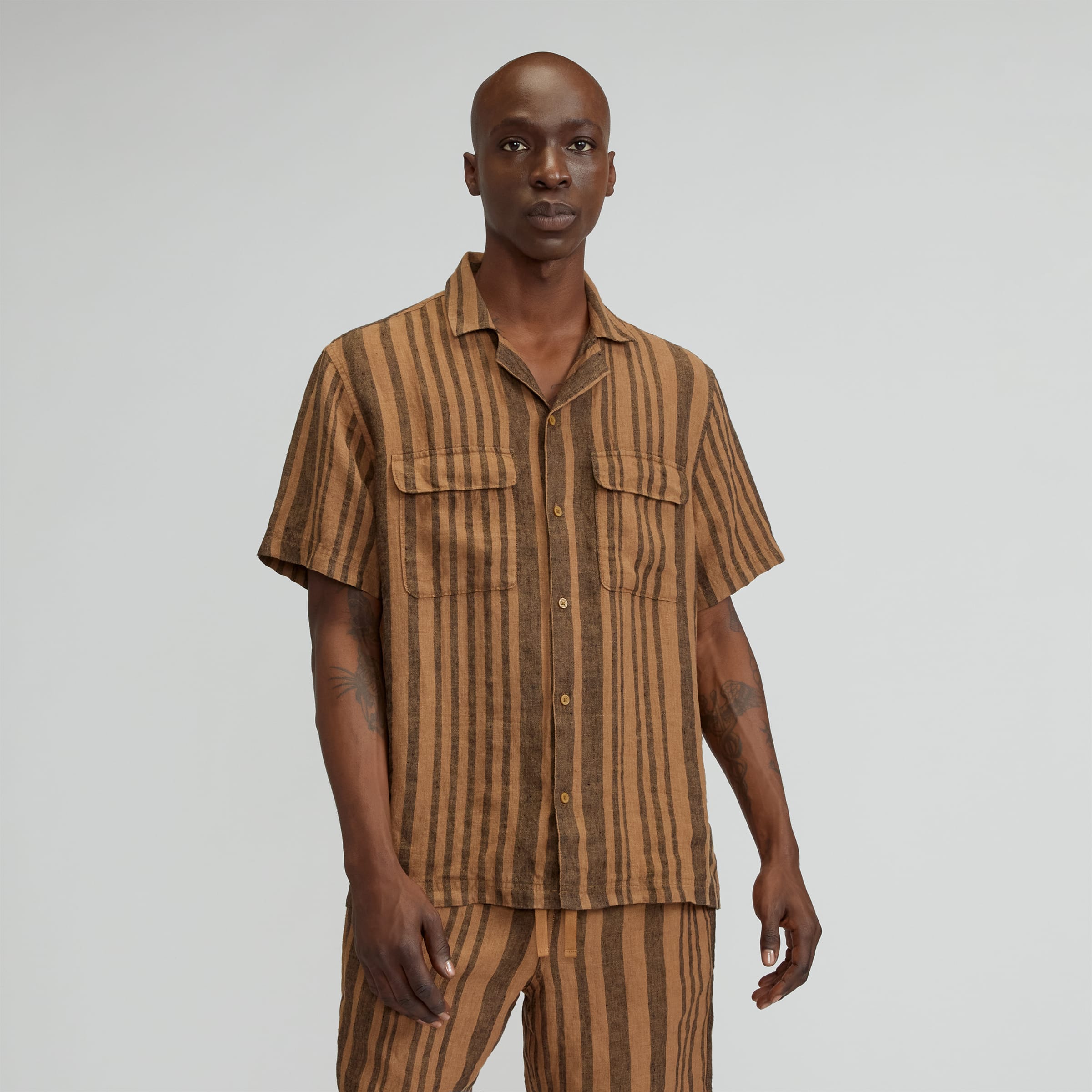 The Linen Camp Shirt Toasted Coconut / Black Everlane