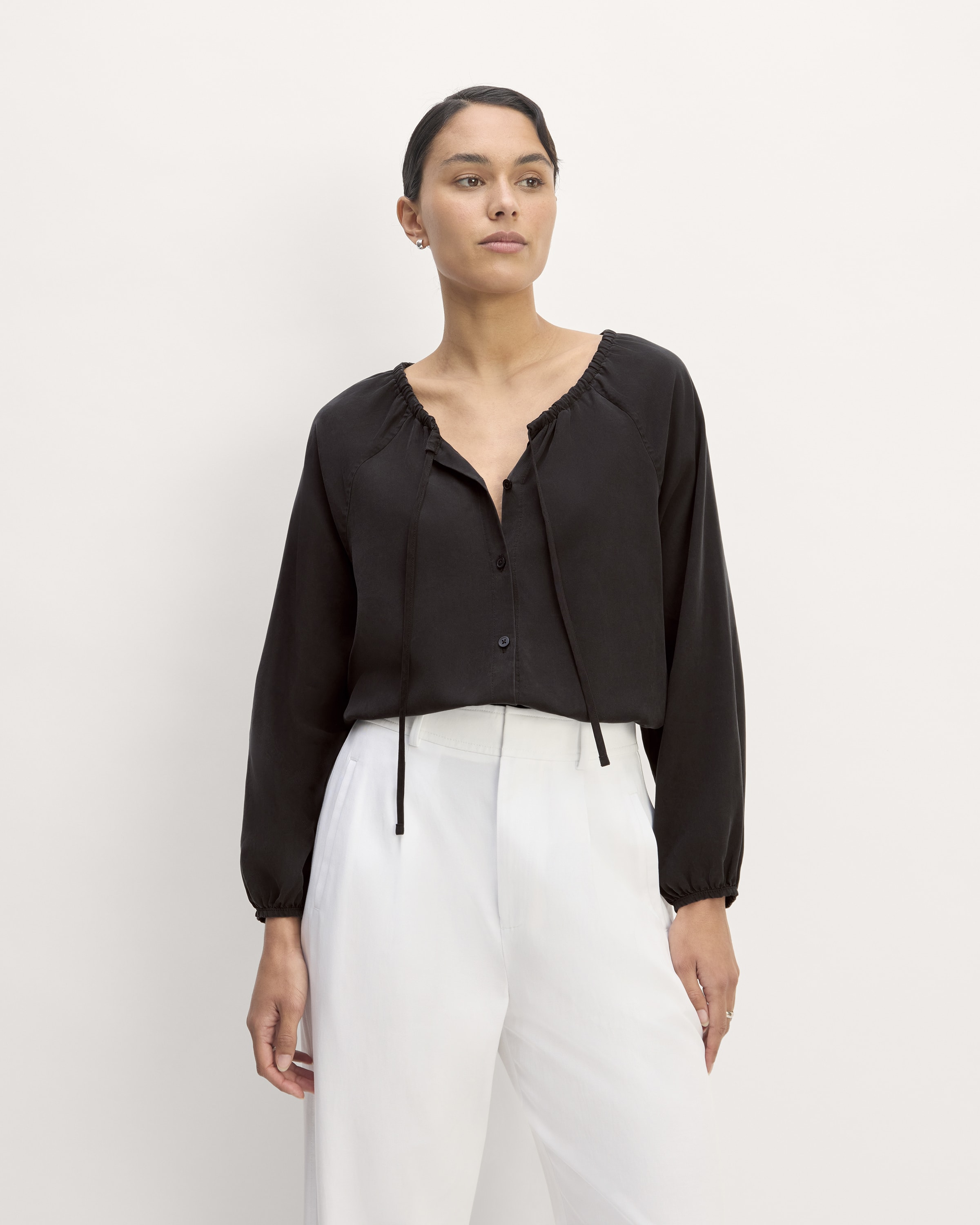 The Gathered Shirt in Butterlite Black – Everlane