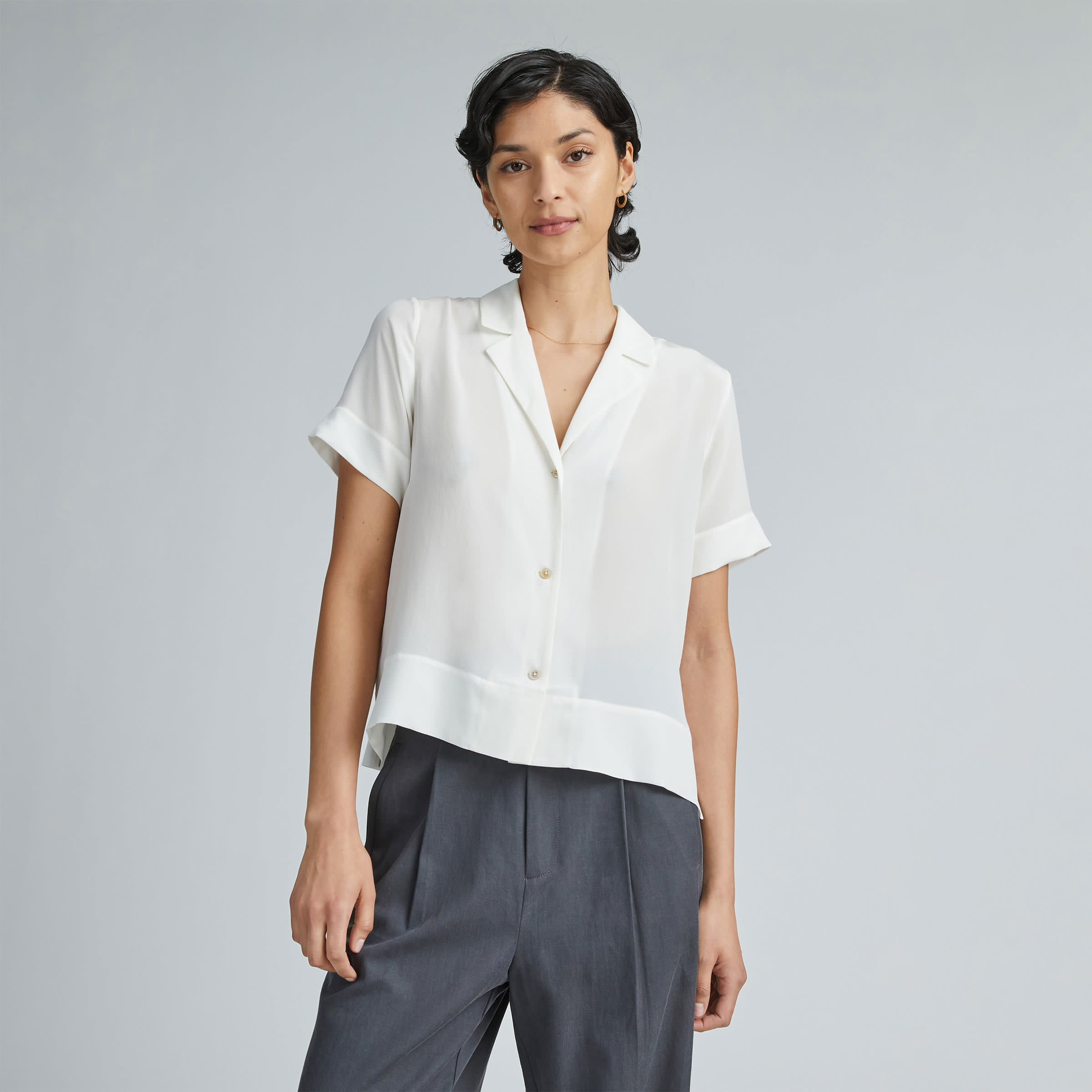 The Washable Clean Silk Short-Sleeve Notch Shirt Off-White – Everlane