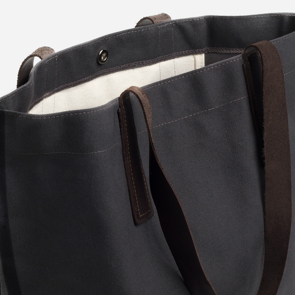 The Canvas Snap Tote Charcoal – Everlane