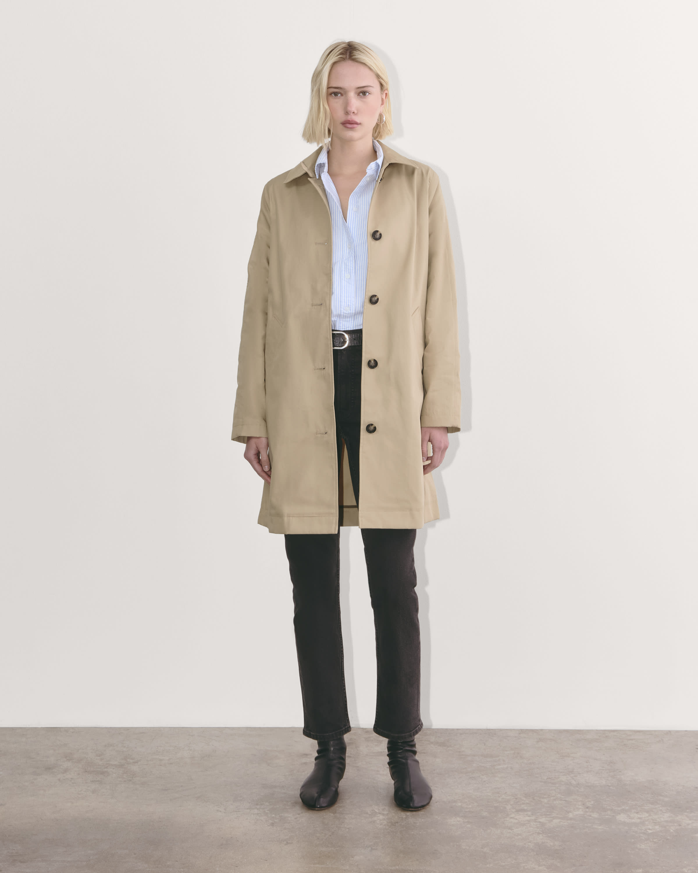 Everlane sold Renew Mac Coat XXS