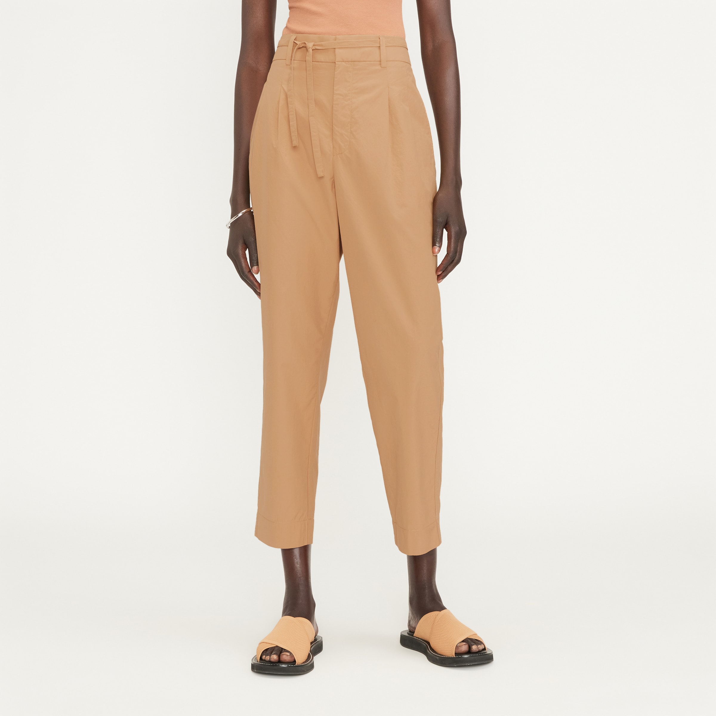 The Poplin Pleated Taper Pant Caramel – Everlane