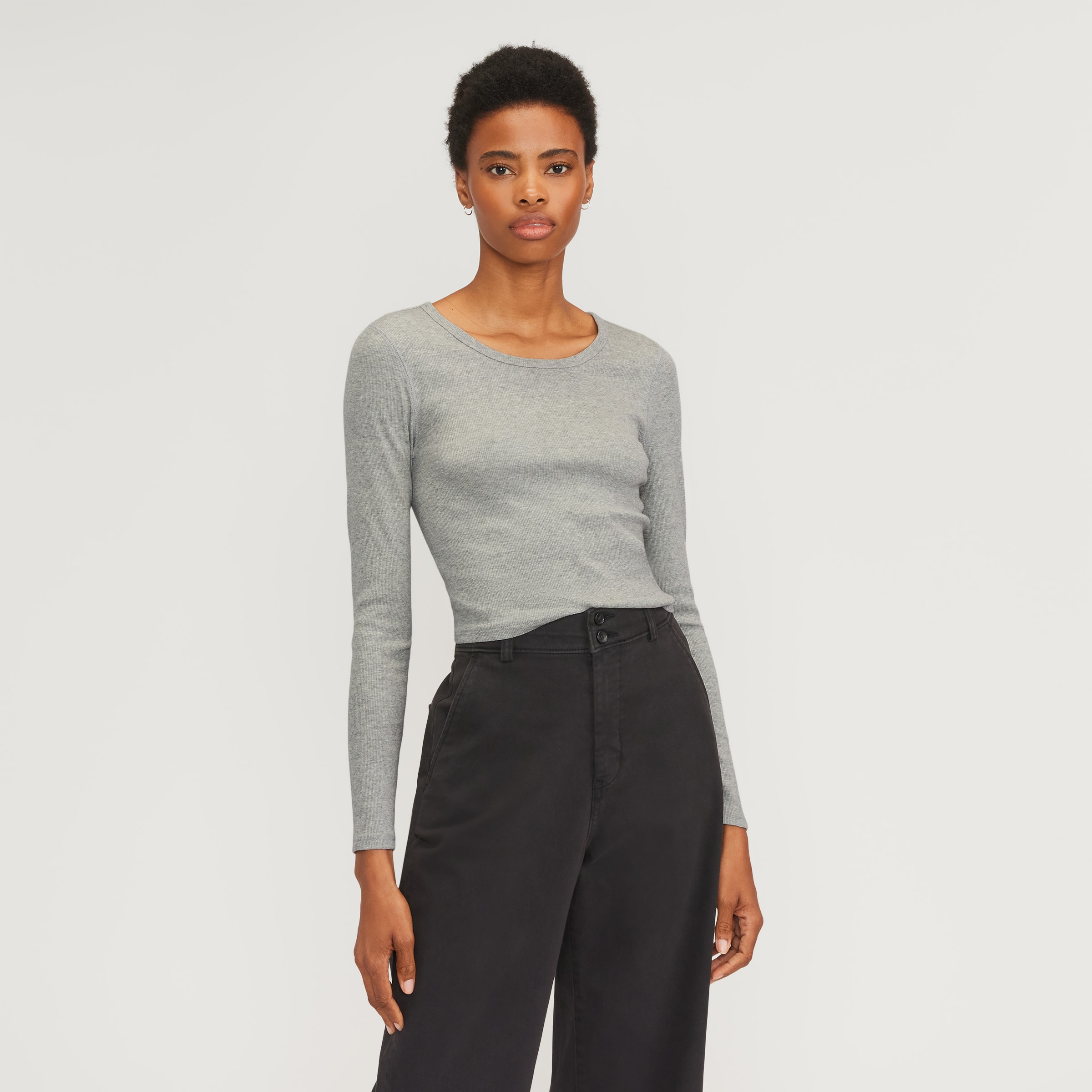 The Supima® Micro Rib Cropped Long-Sleeve Crew Heathered Grey – Everlane