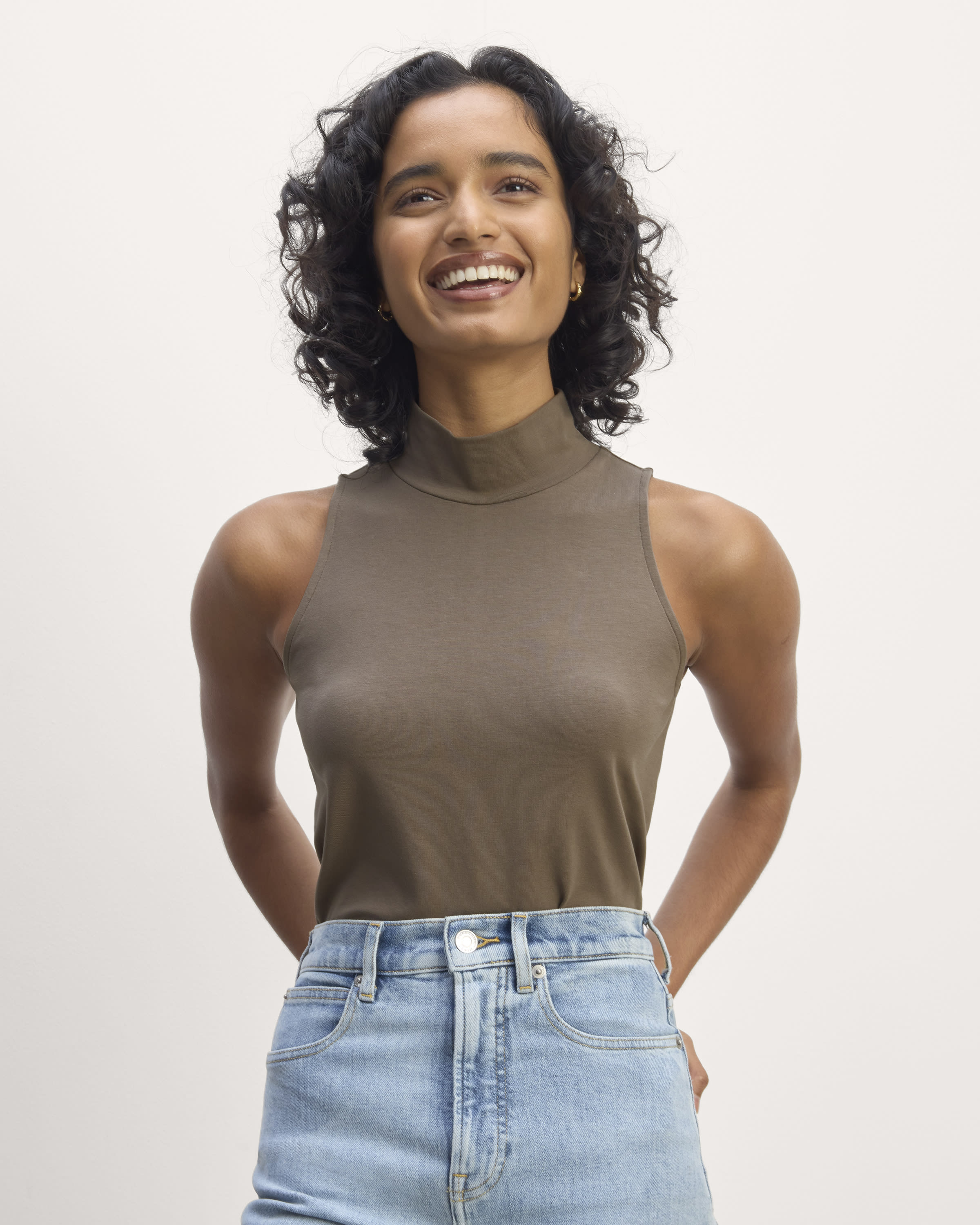 The Form Mock-Neck Tank Taupe – Everlane