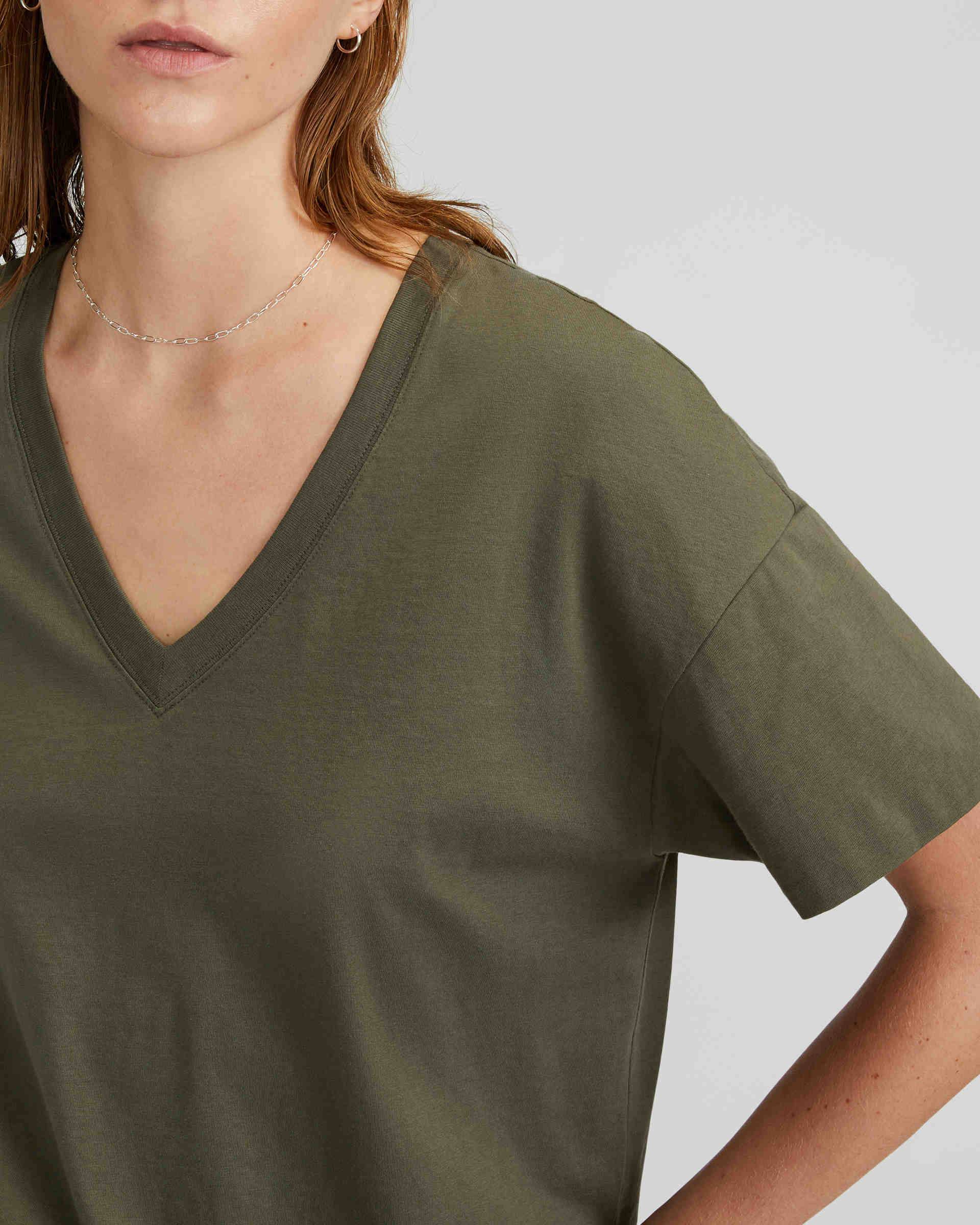 The Organic Cotton Slouchy V-Neck Kalamata – Everlane