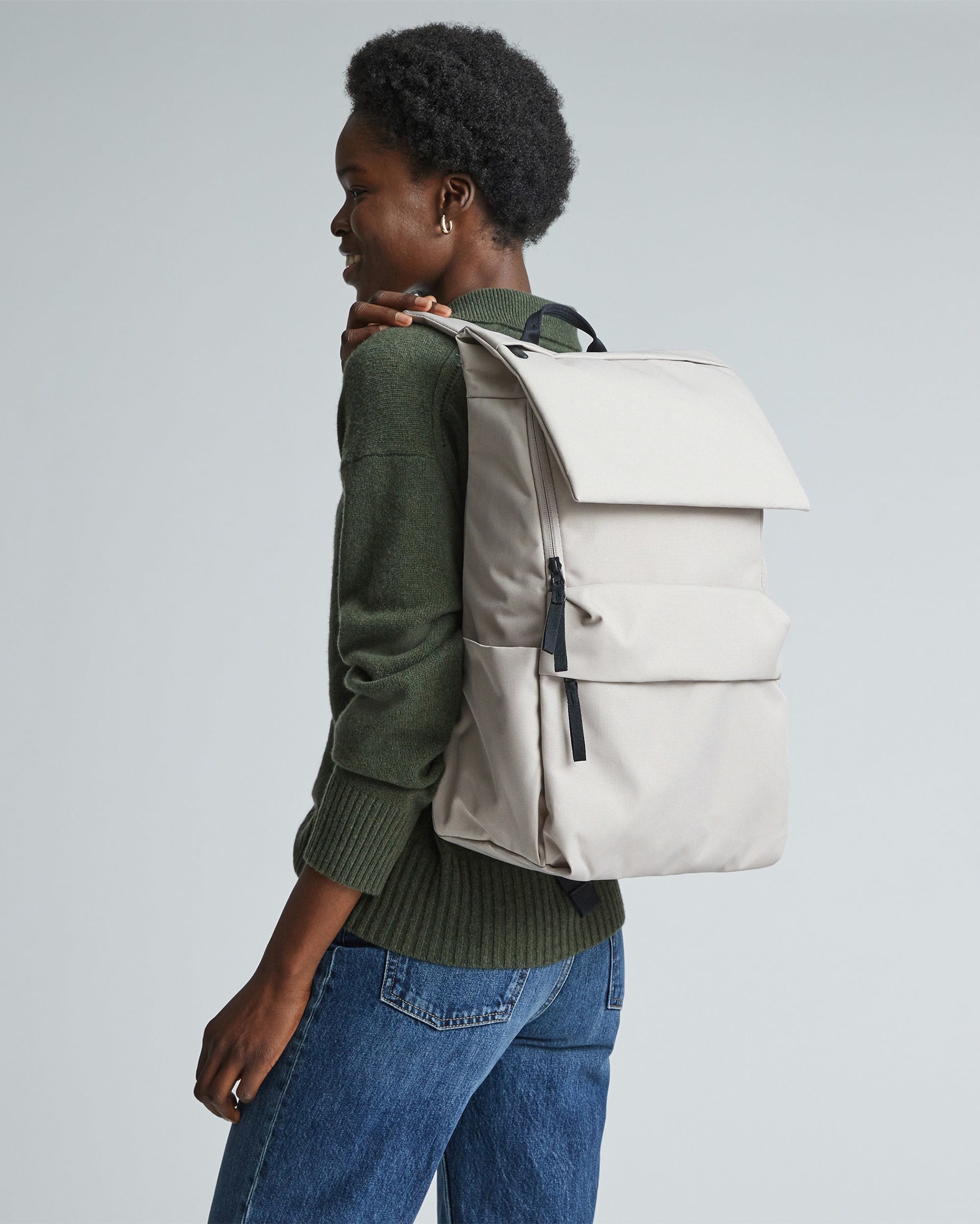 The ReNew Transit Backpack Warm Quartz – Everlane