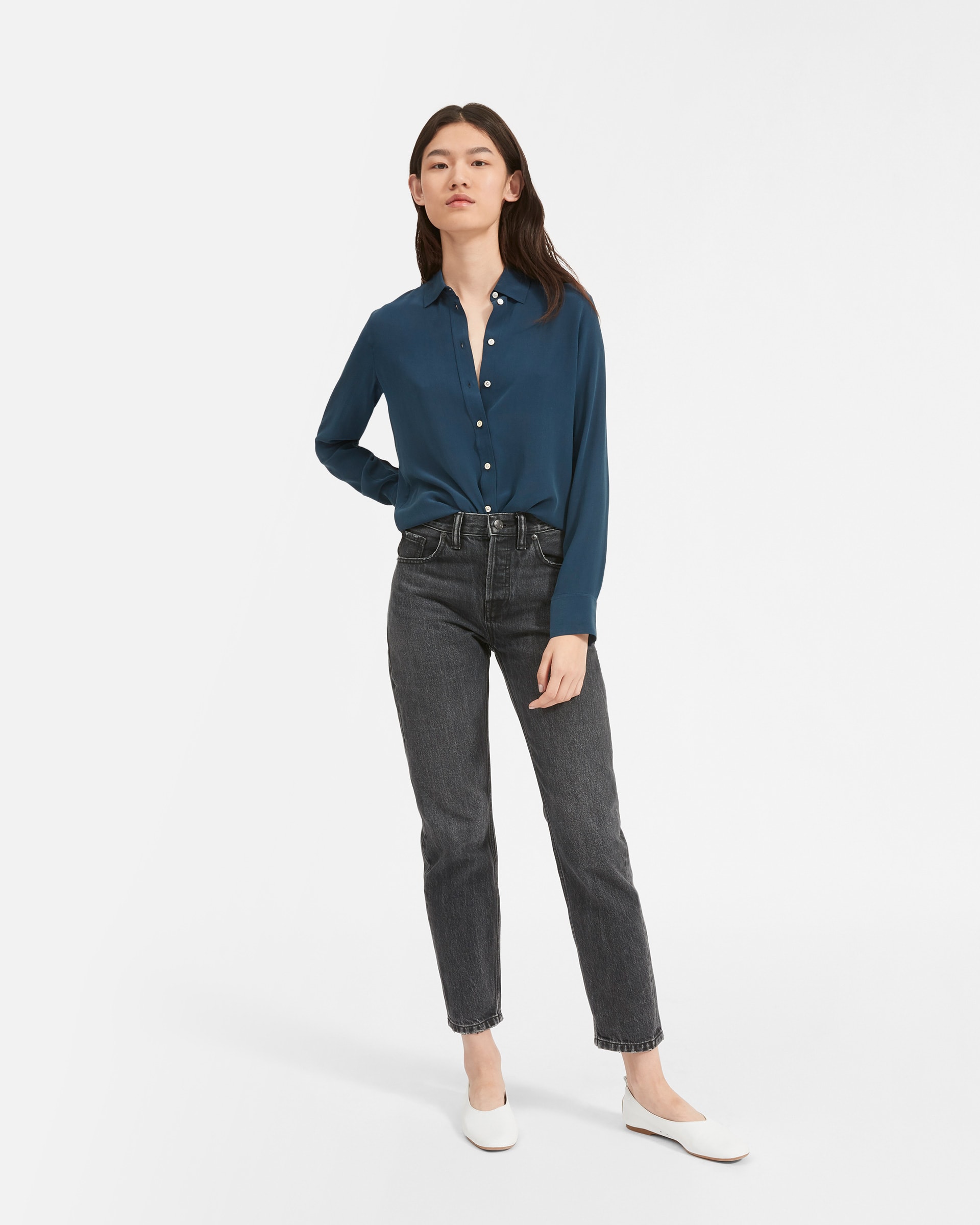 The Clean Silk Relaxed Shirt Midnight – Everlane