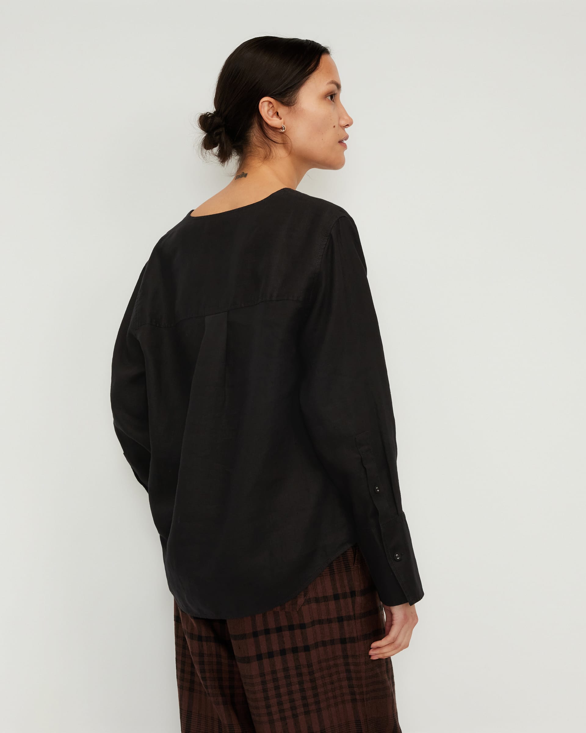 The Linen Popover Shirt Black – Everlane