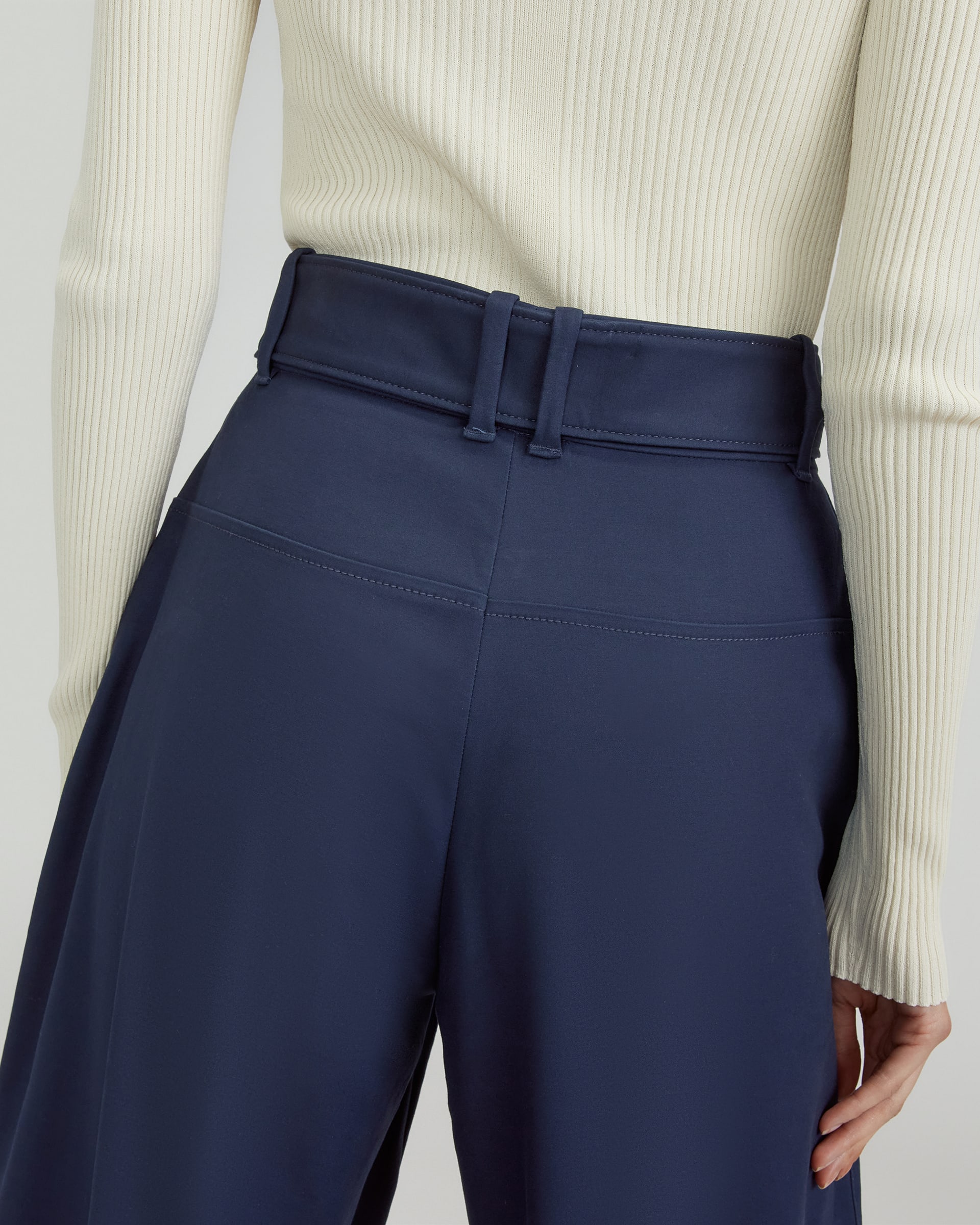 The Structured Cotton Belted Pant Navy – Everlane