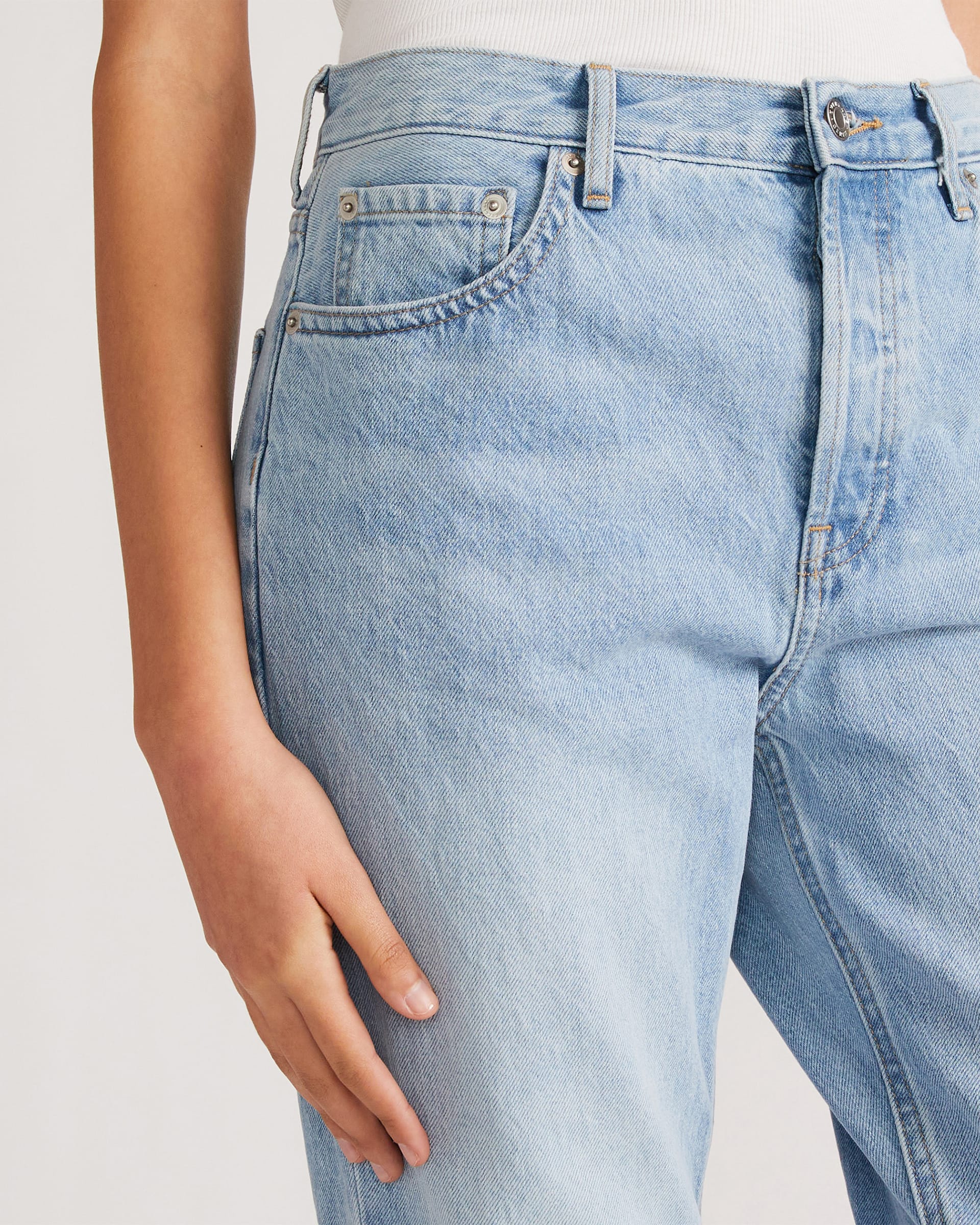 The ’90s Cheeky® Jean Vintage Sunbleached Blue – Everlane