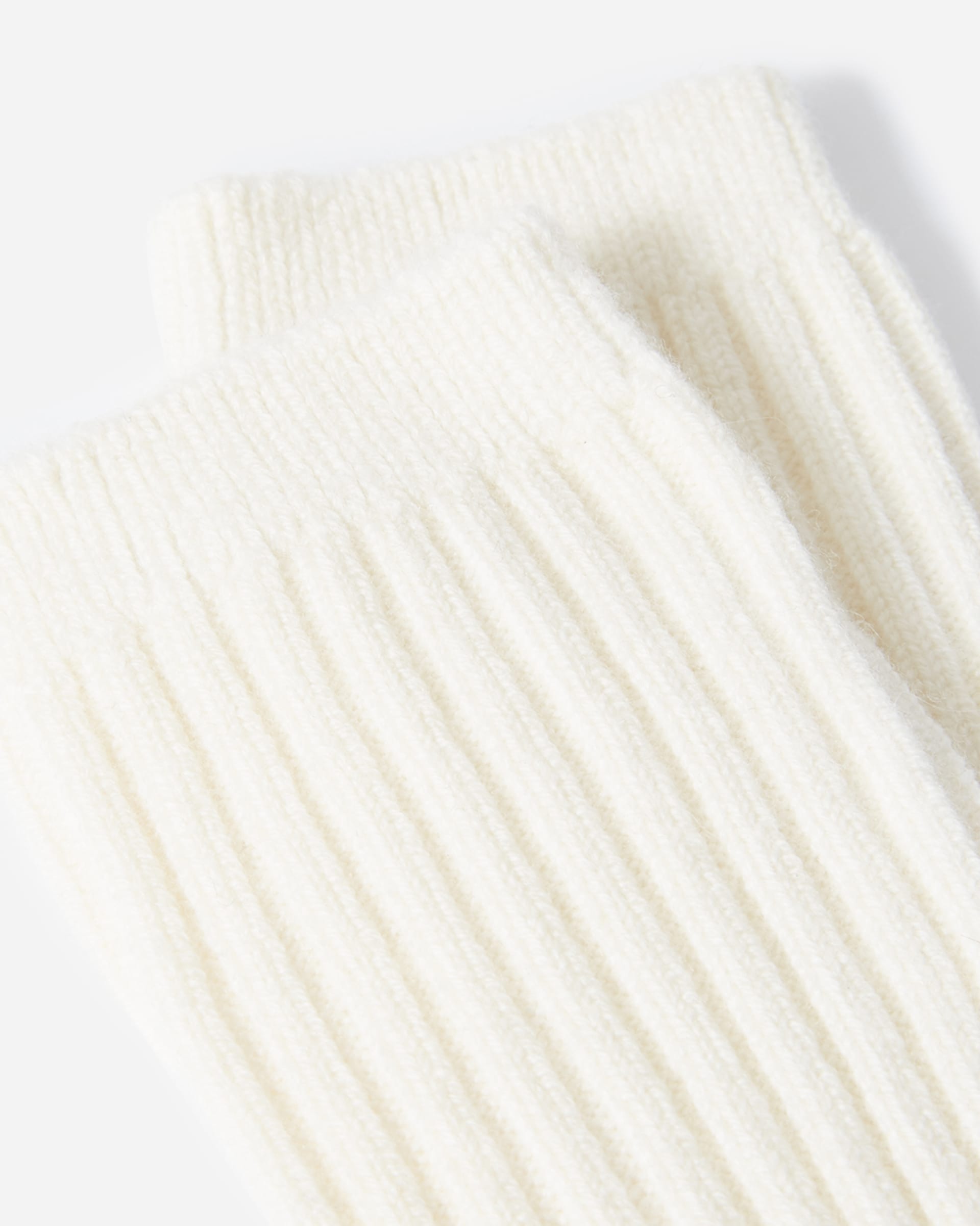 The Ribbed Wool–Cashmere Sock Bone – Everlane