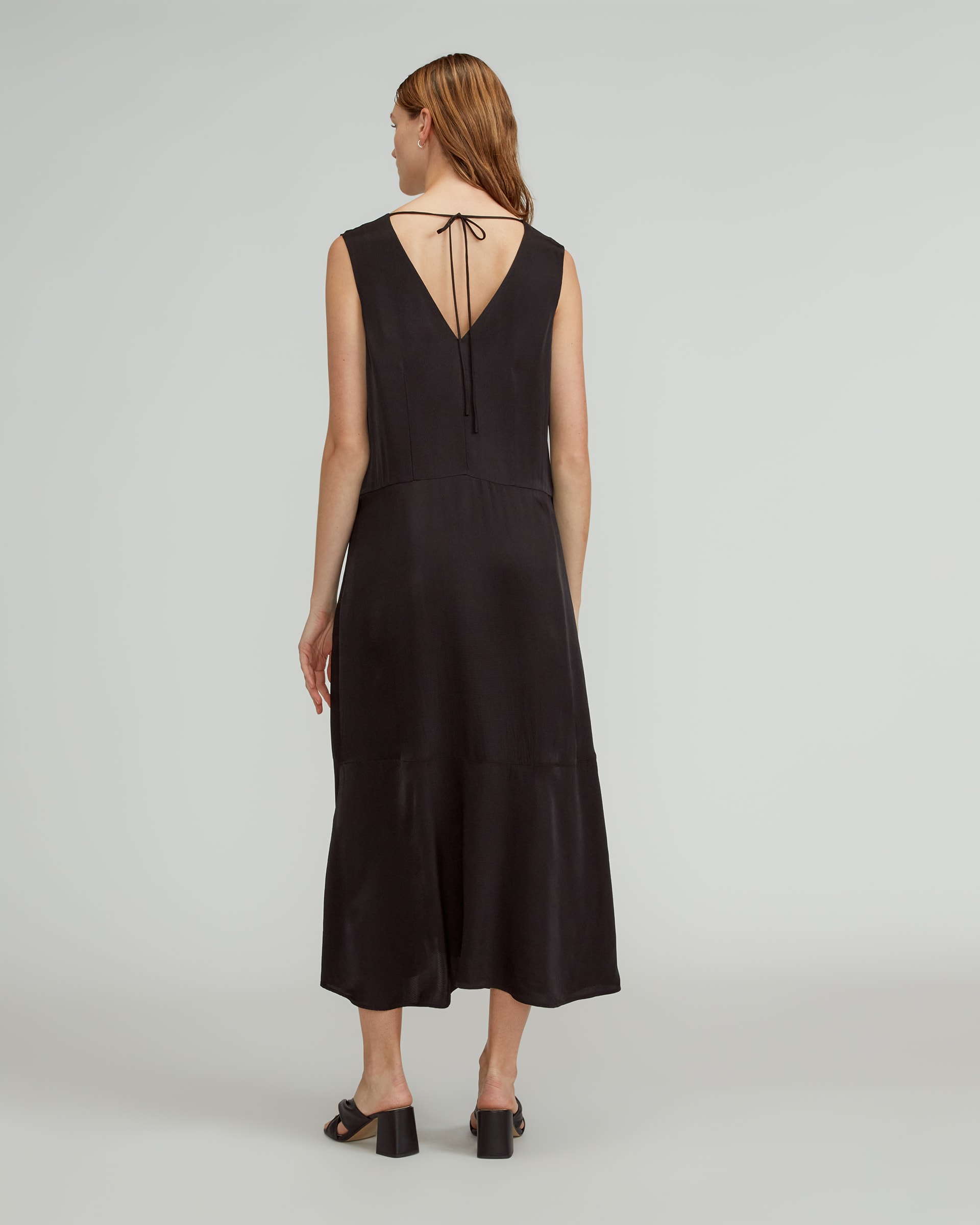 Rosalyn - V-Neck Satin Bow Backless Maxi Dress main image 1