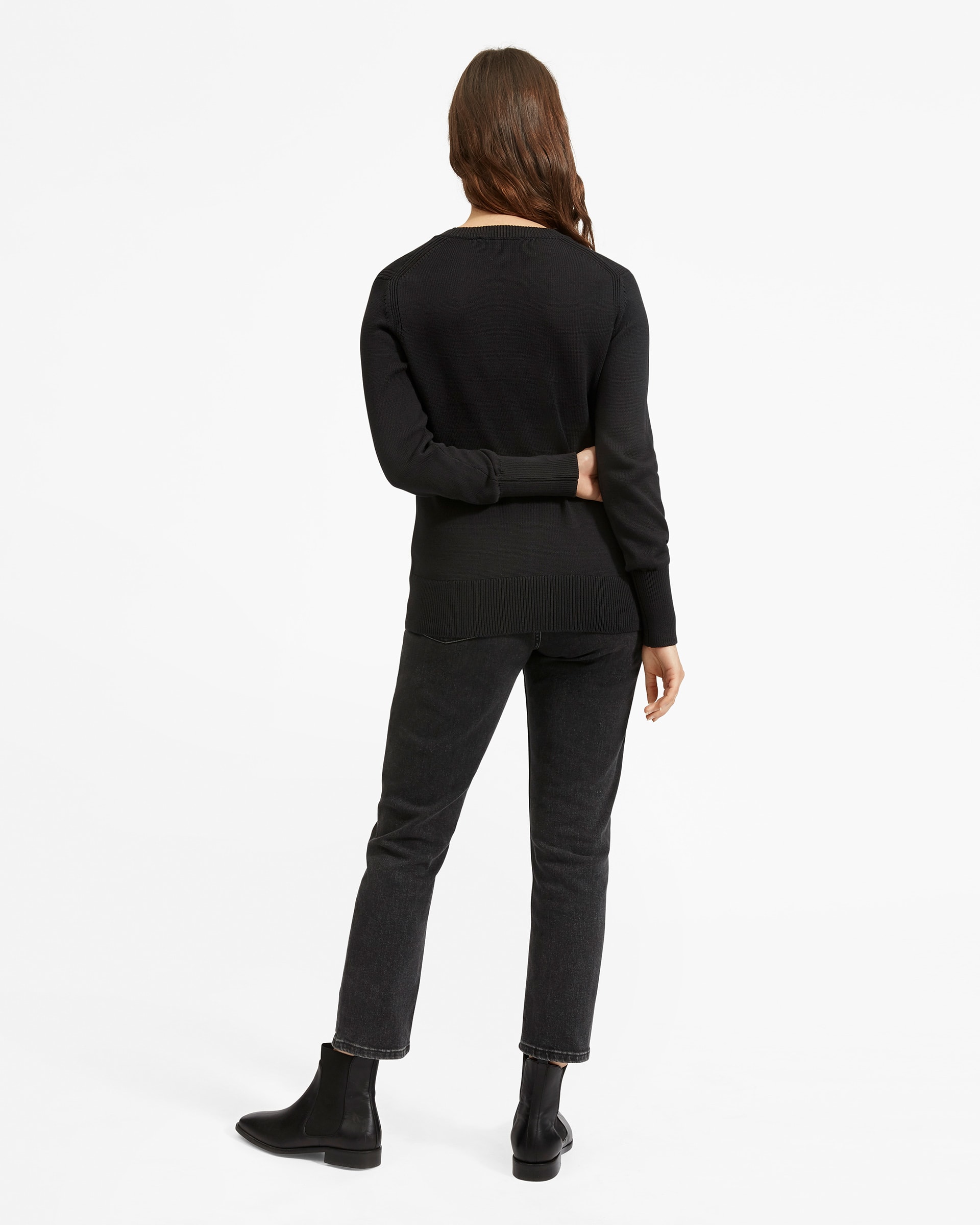 The Soft Cotton Crew Washed Black – Everlane
