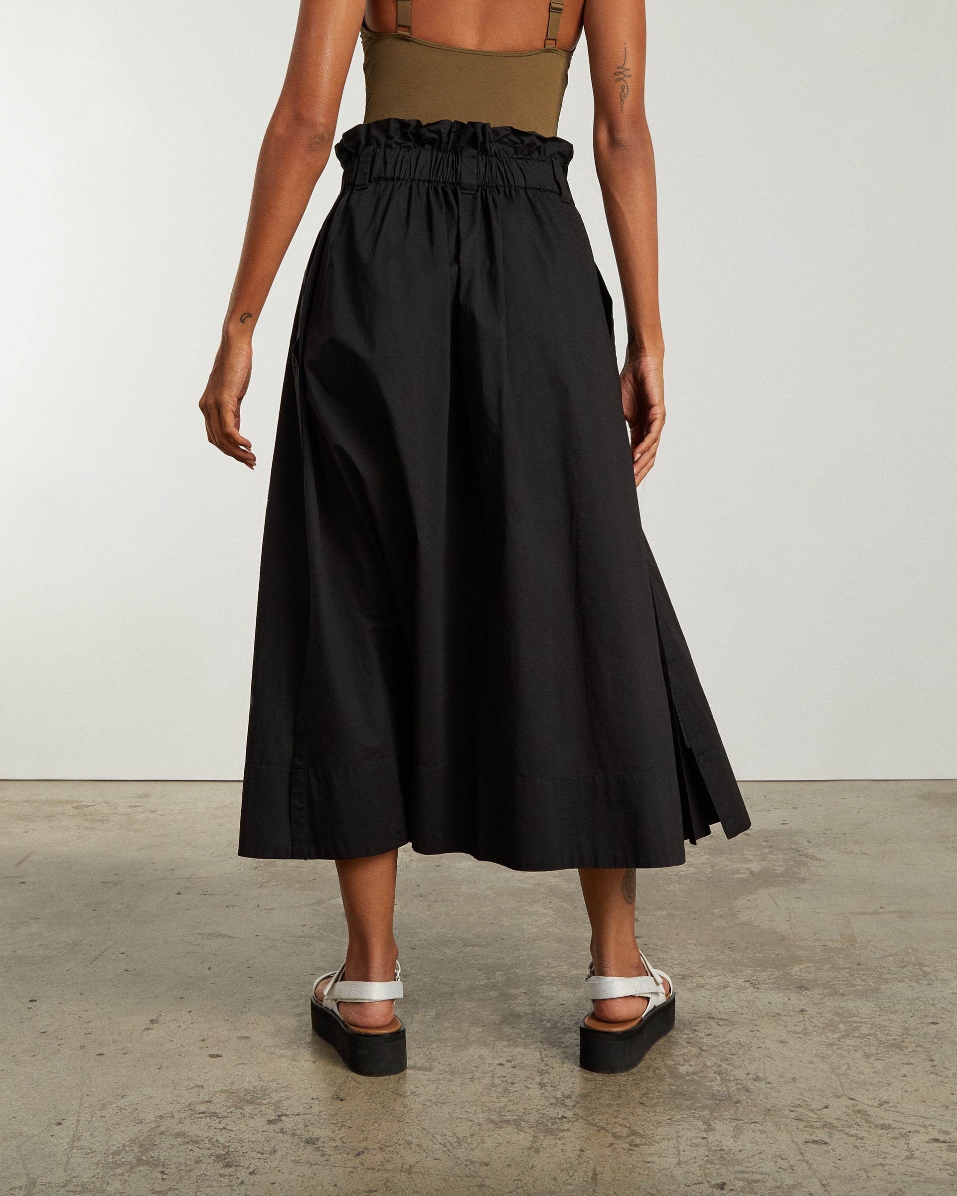 The Easy Button-Front Skirt Black – Everlane