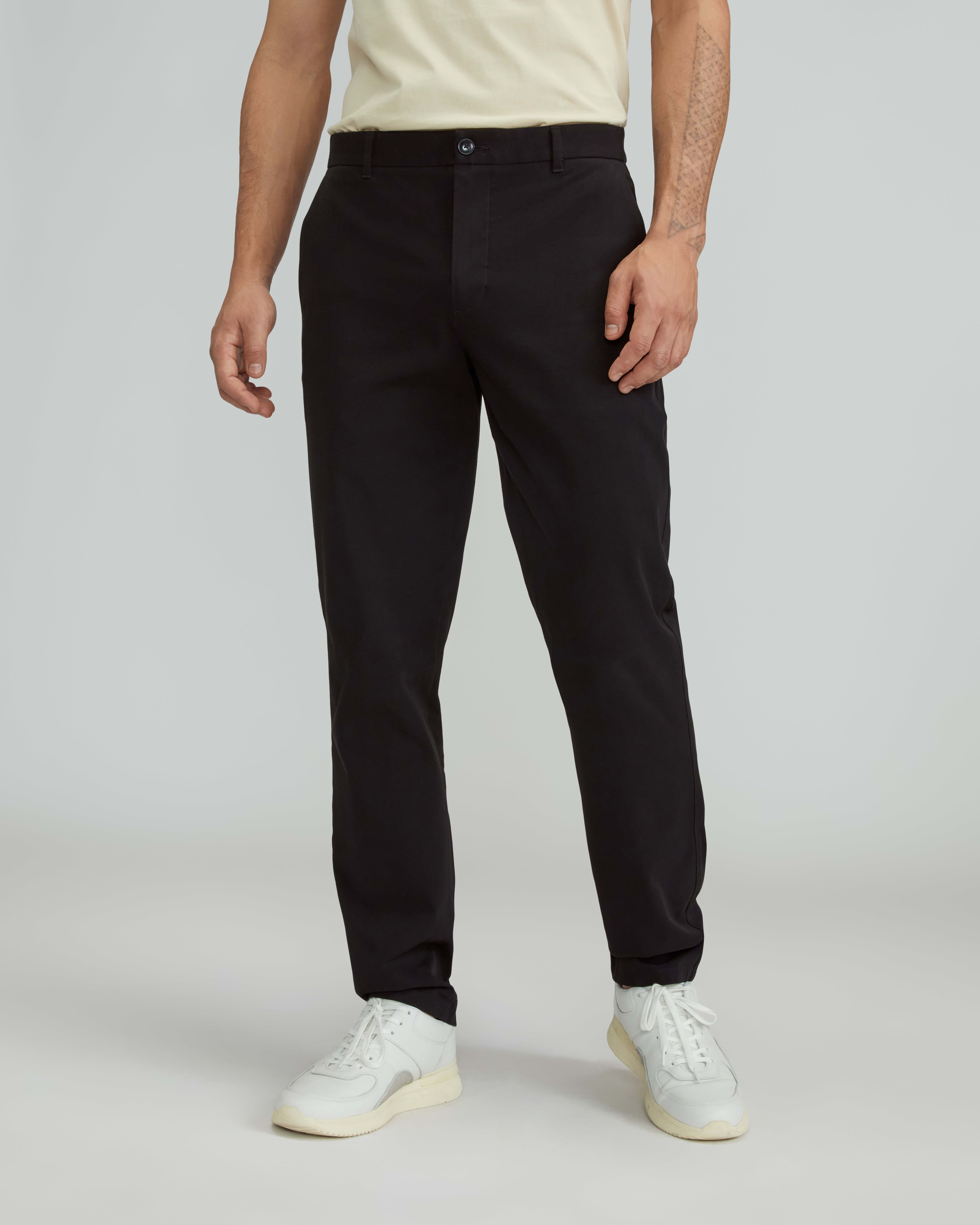 The Performance Chino | Uniform Black – Everlane
