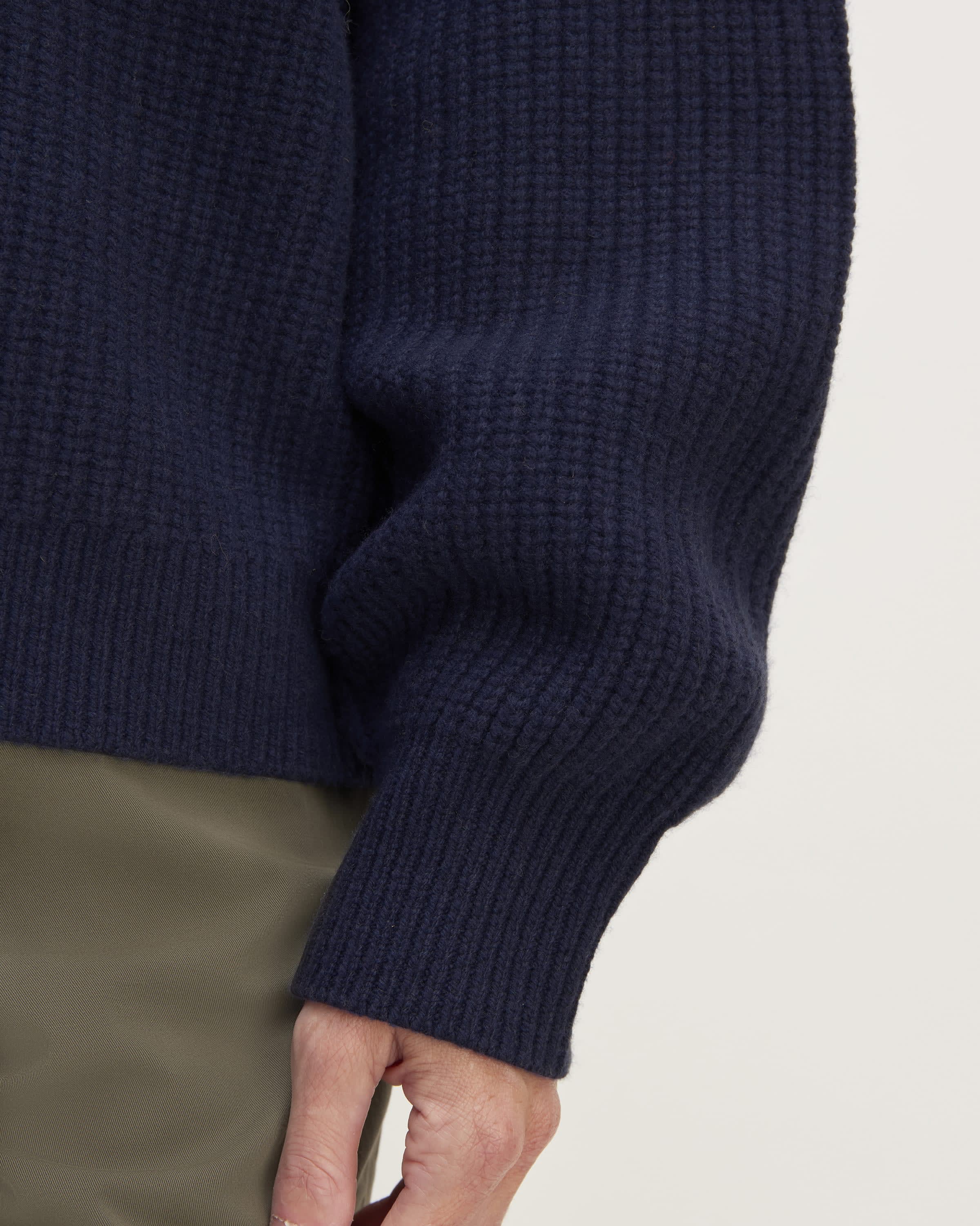 The Felted Merino Half-Zip Sweater Navy – Everlane