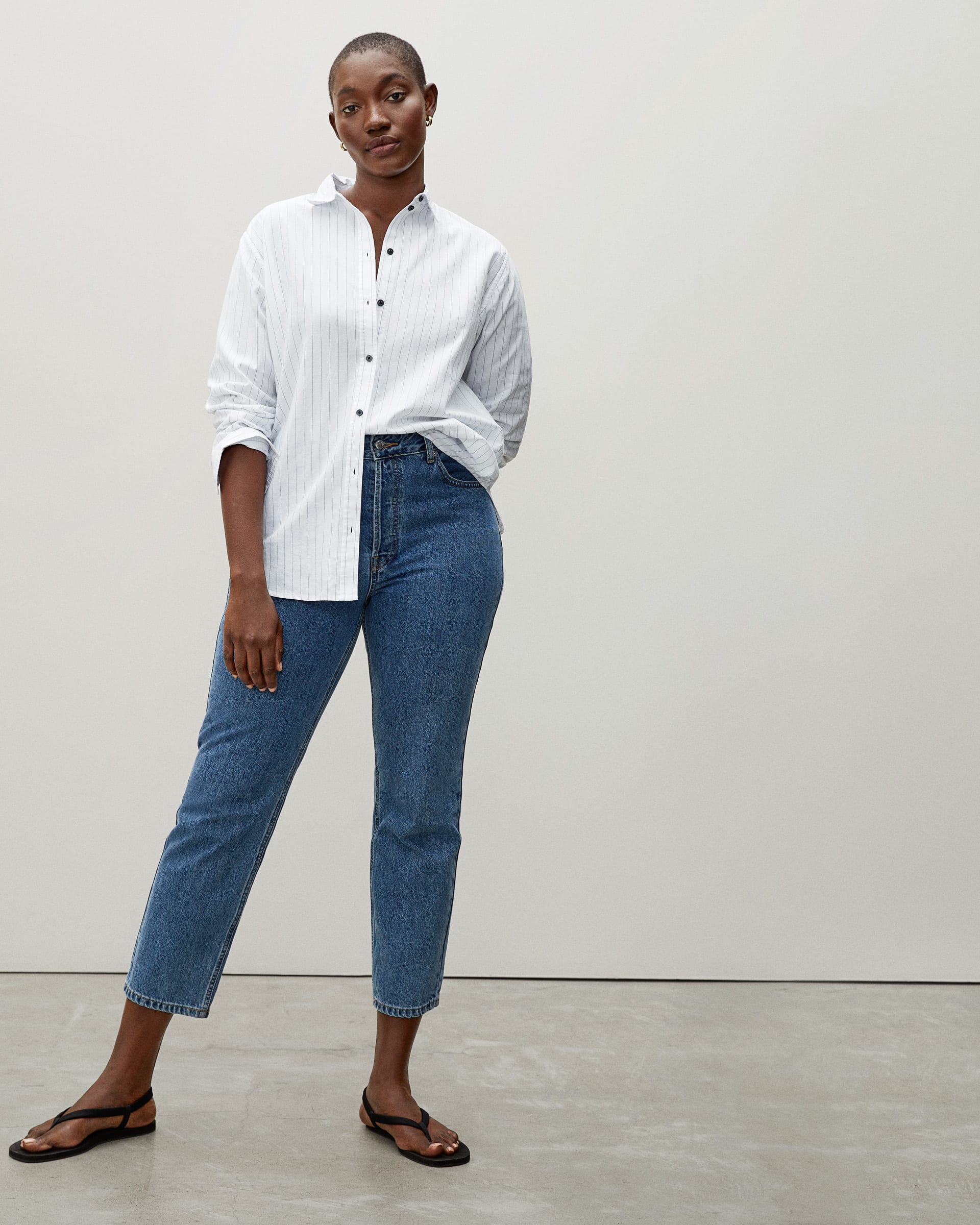 The Silky Cotton Relaxed Shirt White / Navy Pinstripe – Everlane
