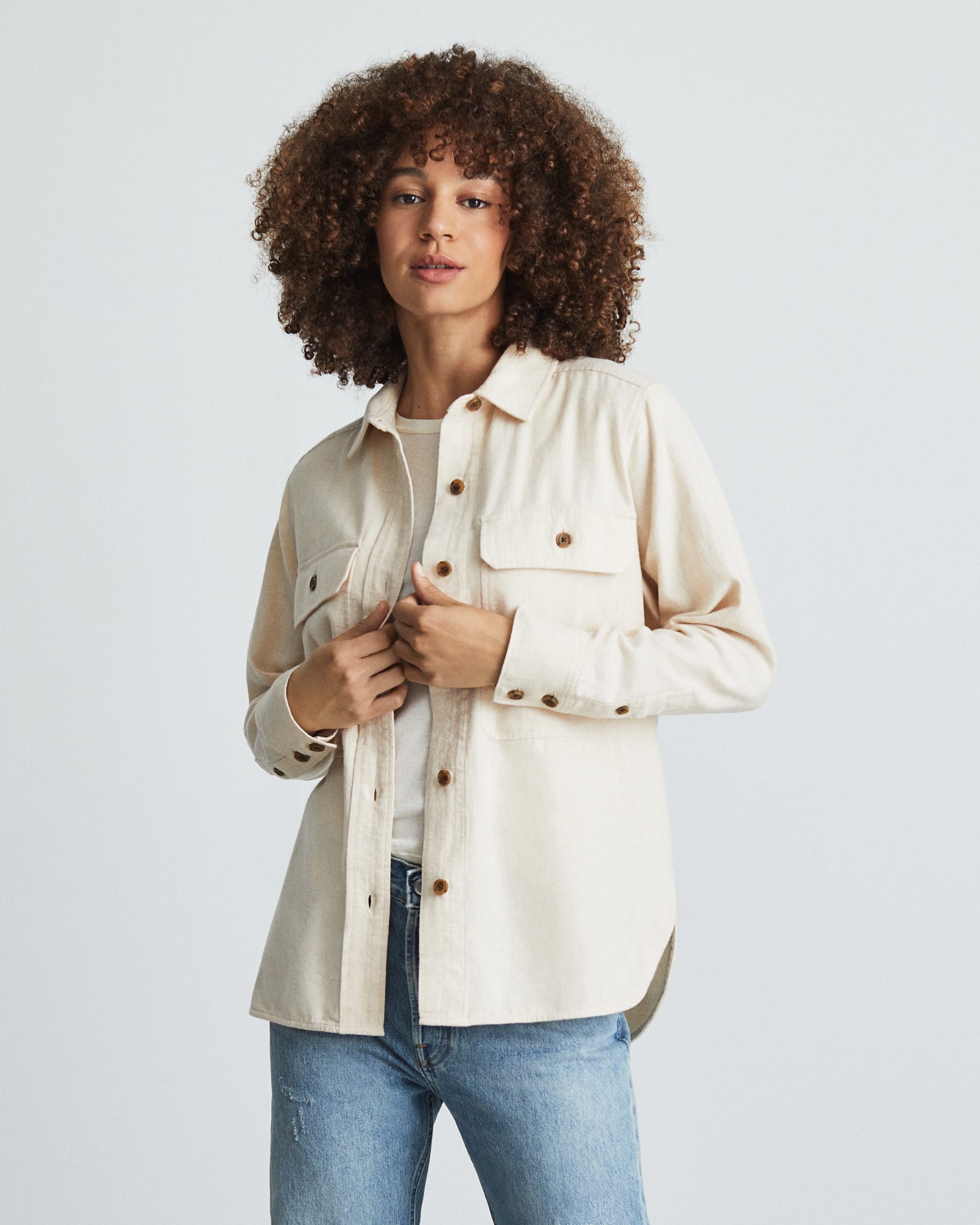The Classic Cotton Flannel Shirt Heathered Parchment – Everlane