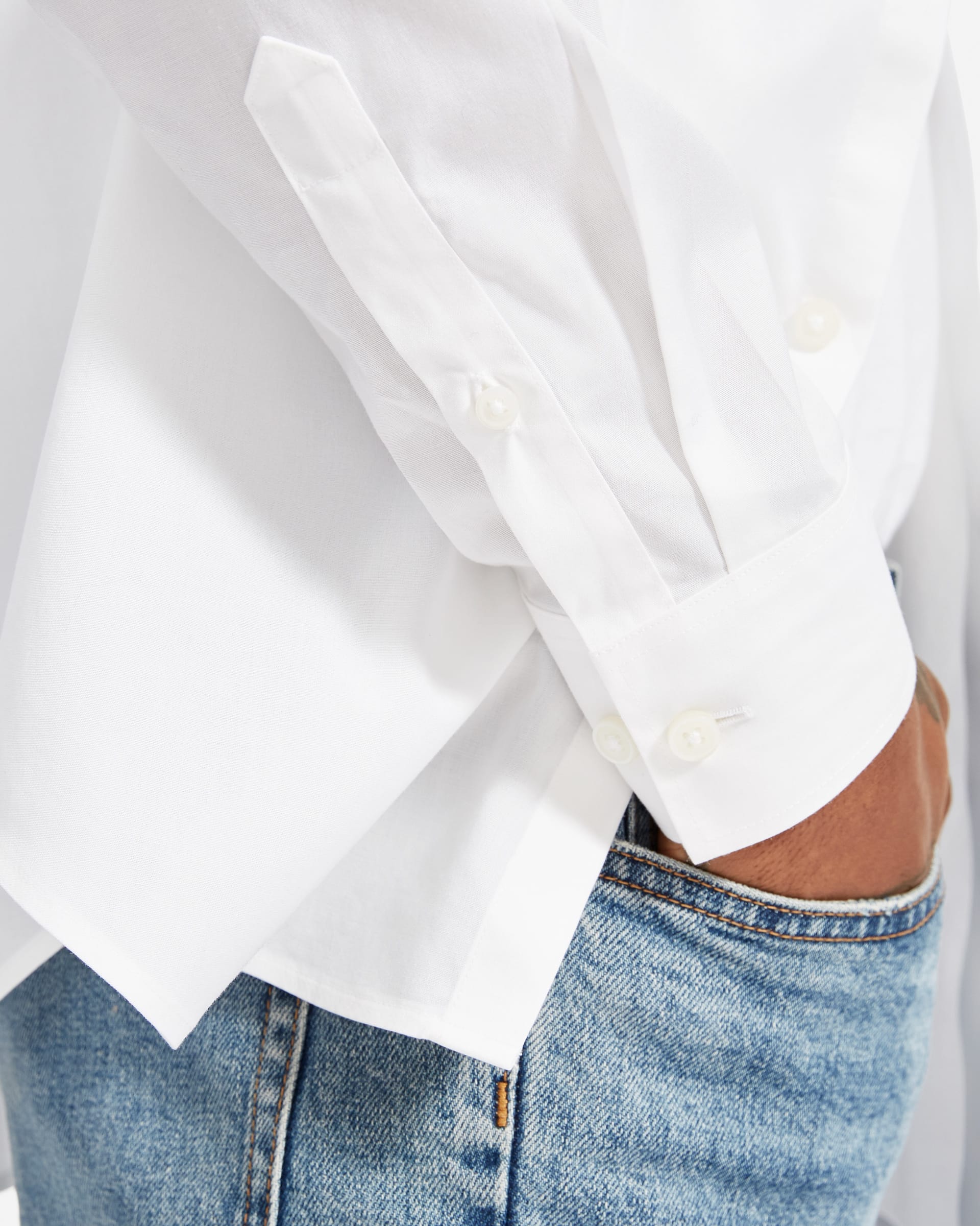The Standard Fit Performance Shirt White – Everlane