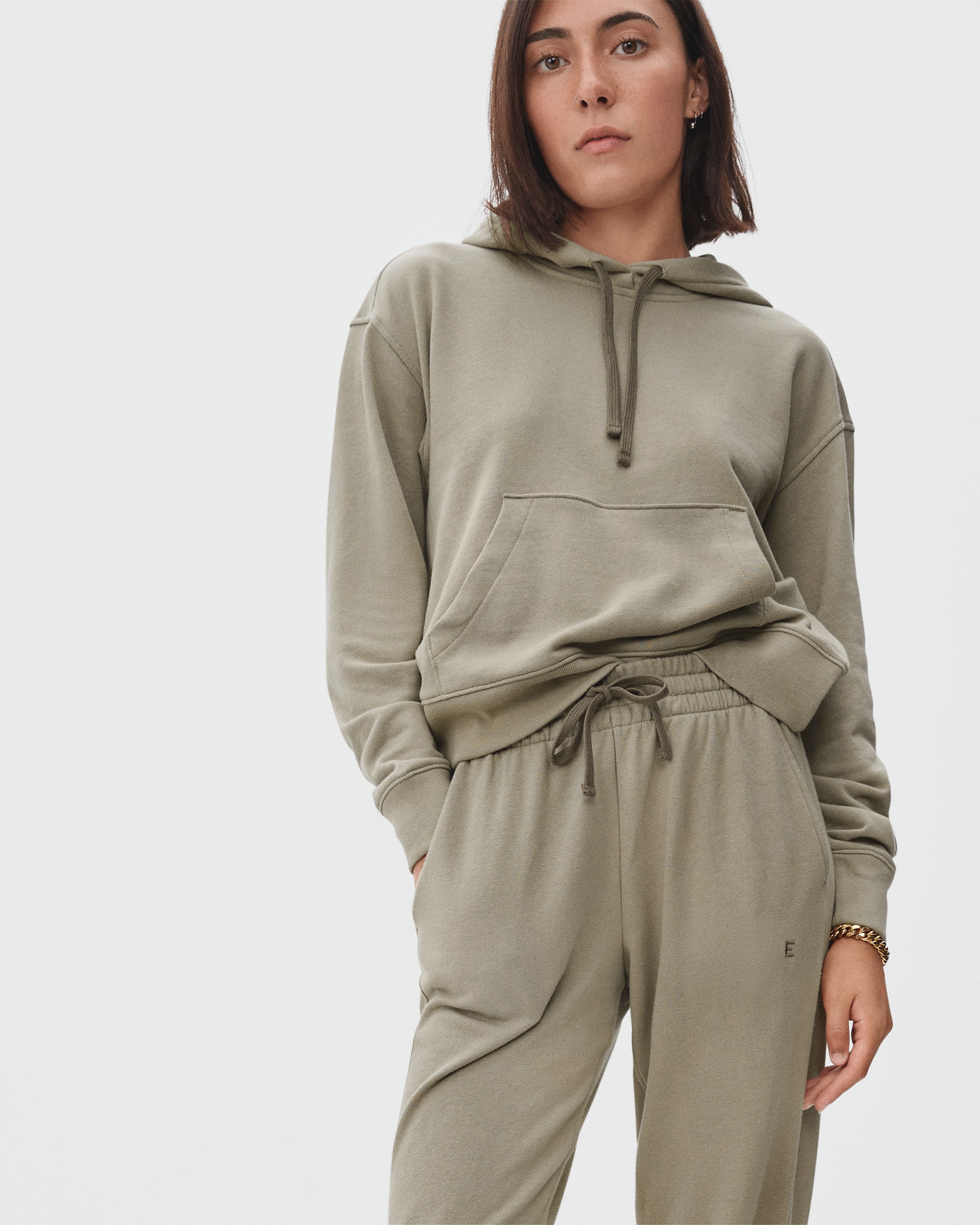 The Lightweight French Terry Jogger Field Green – Everlane