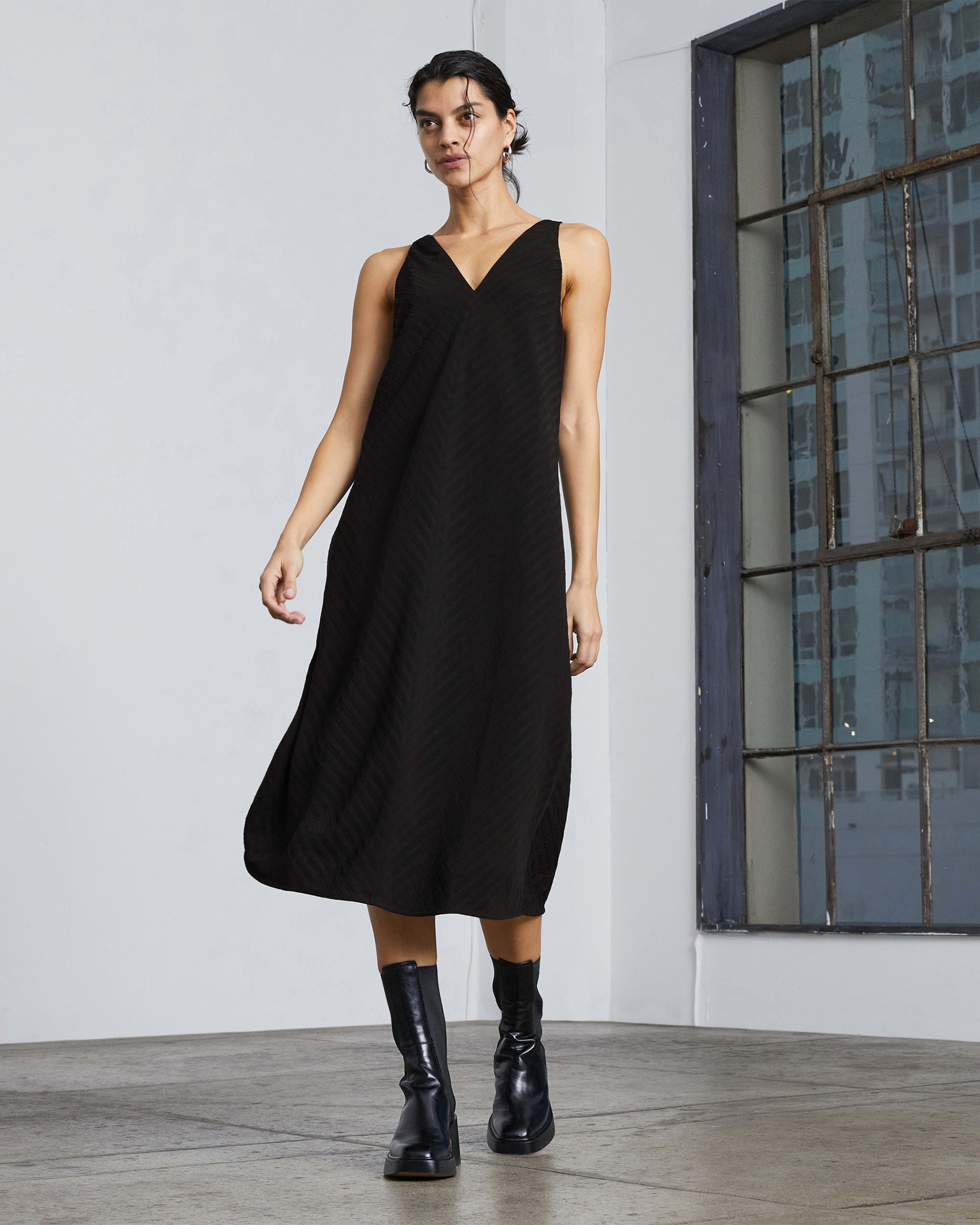 The City Stripe Midi Dress Black – Everlane