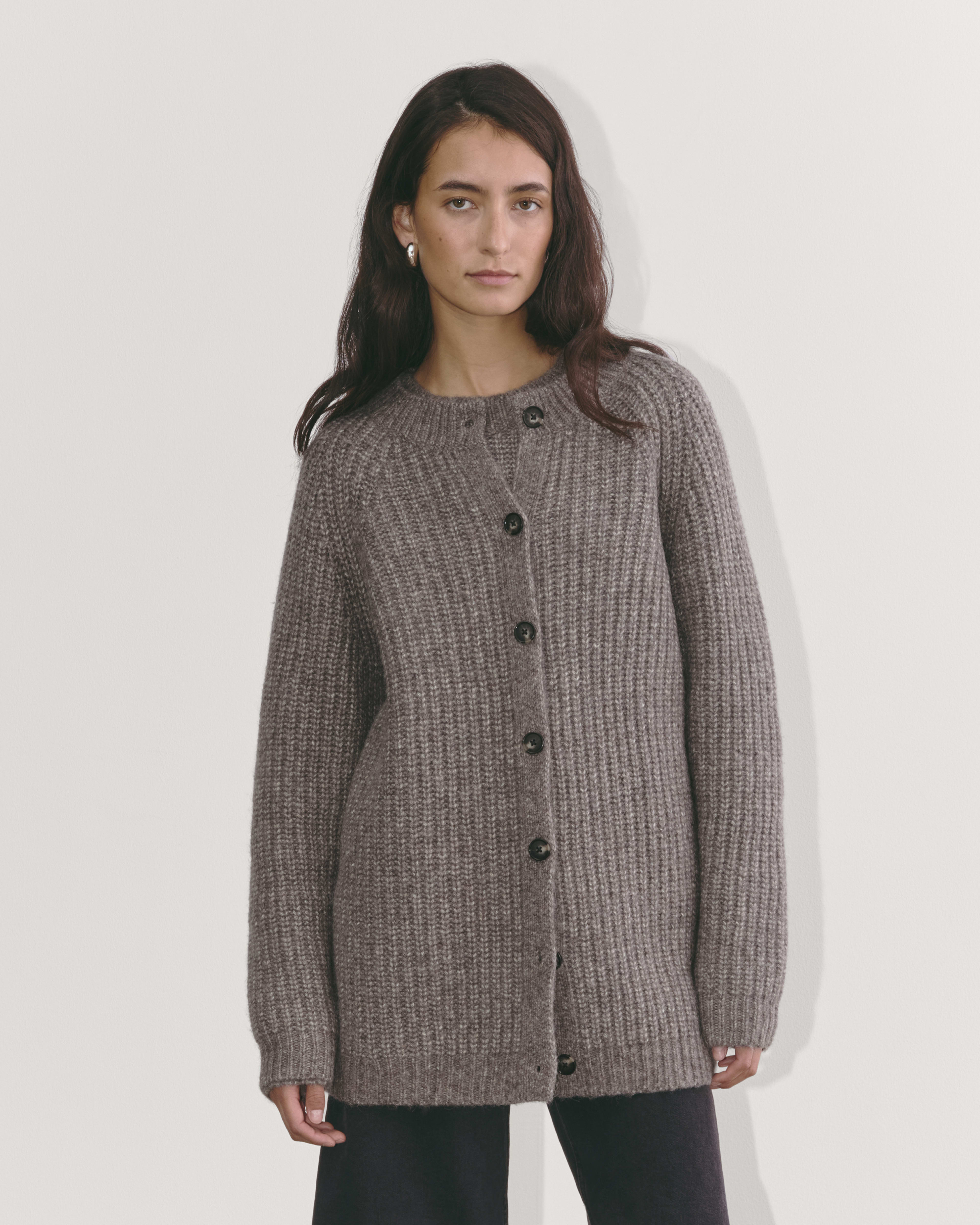 The Fisherman Cardigan in Cloud