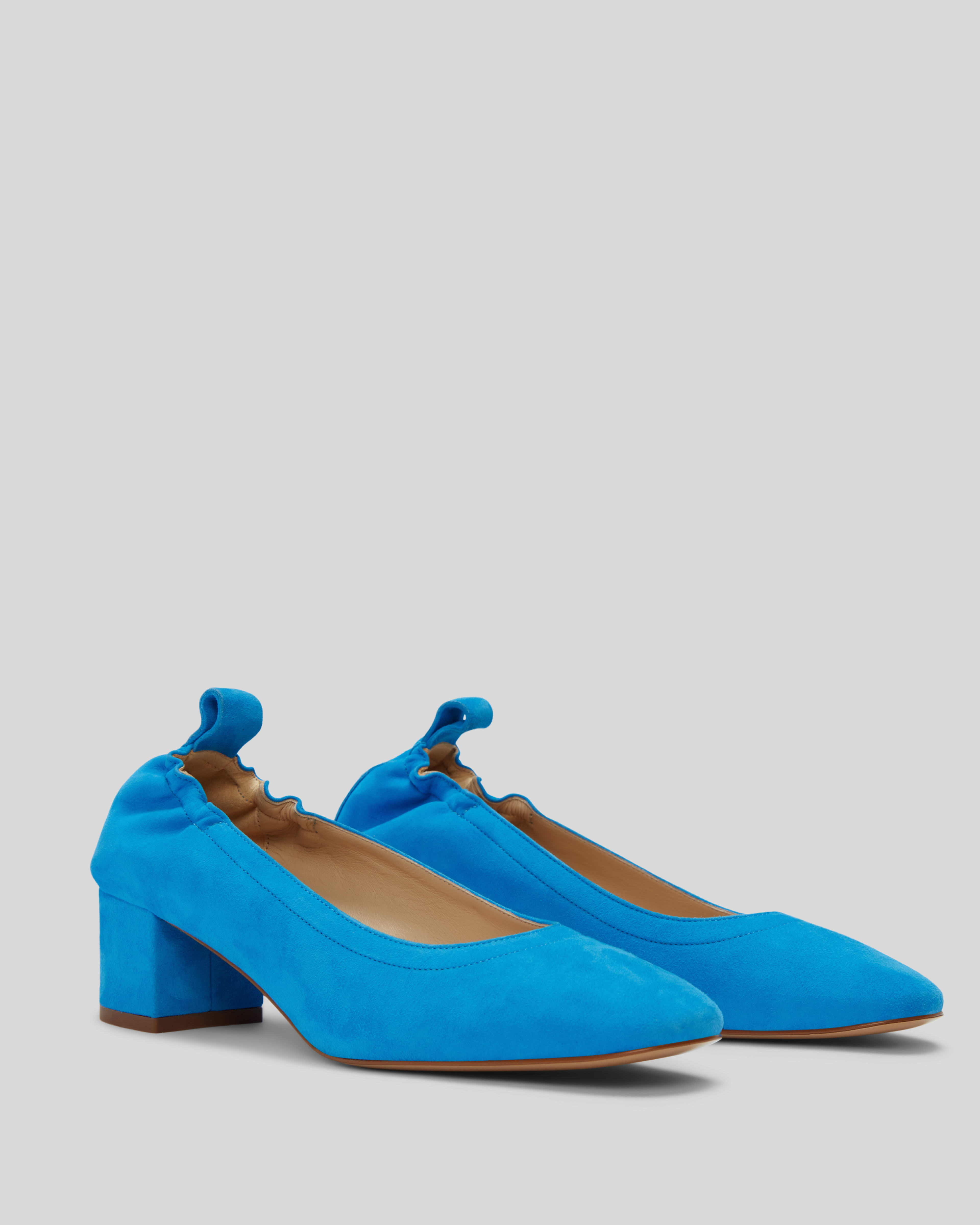Everlane day shop heel suede